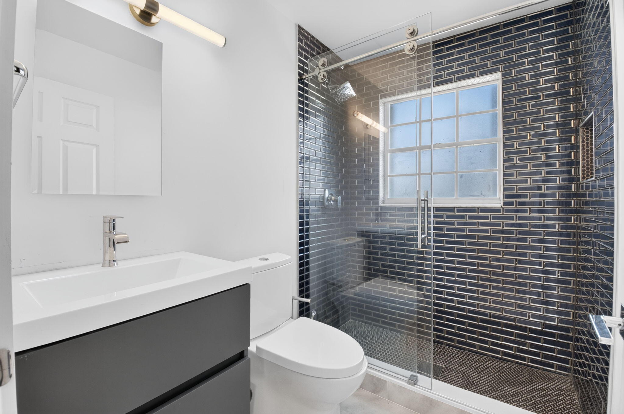 VICTORIA ISLES - Residential Lease
