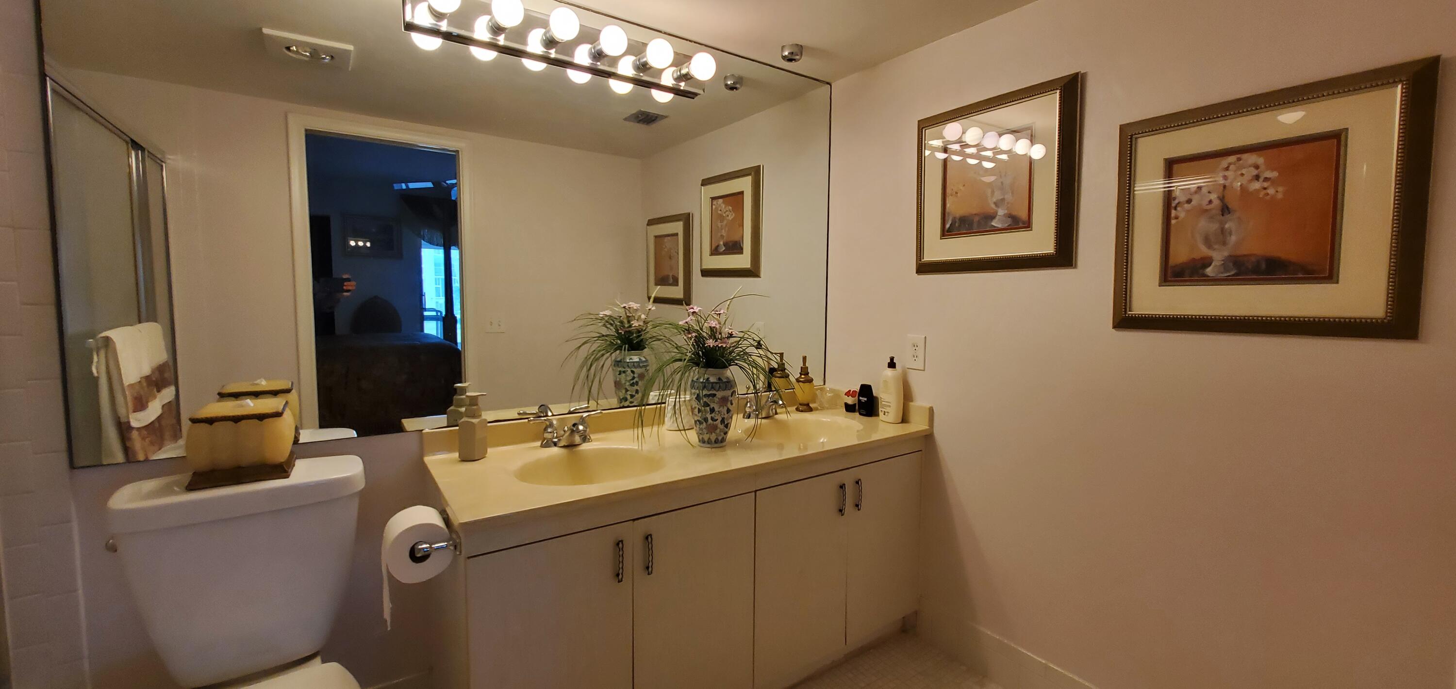 VICTORIA VILLAGE F CONDO - Residential