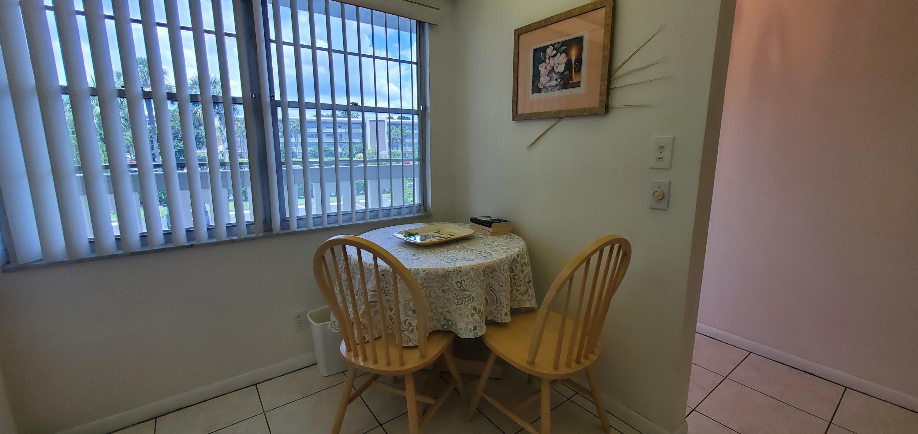 VICTORIA VILLAGE F CONDO - Residential