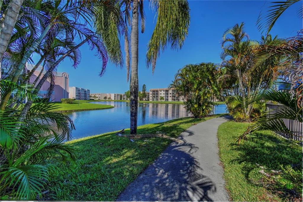 Sunrise Lakes Phase 4 - Residential