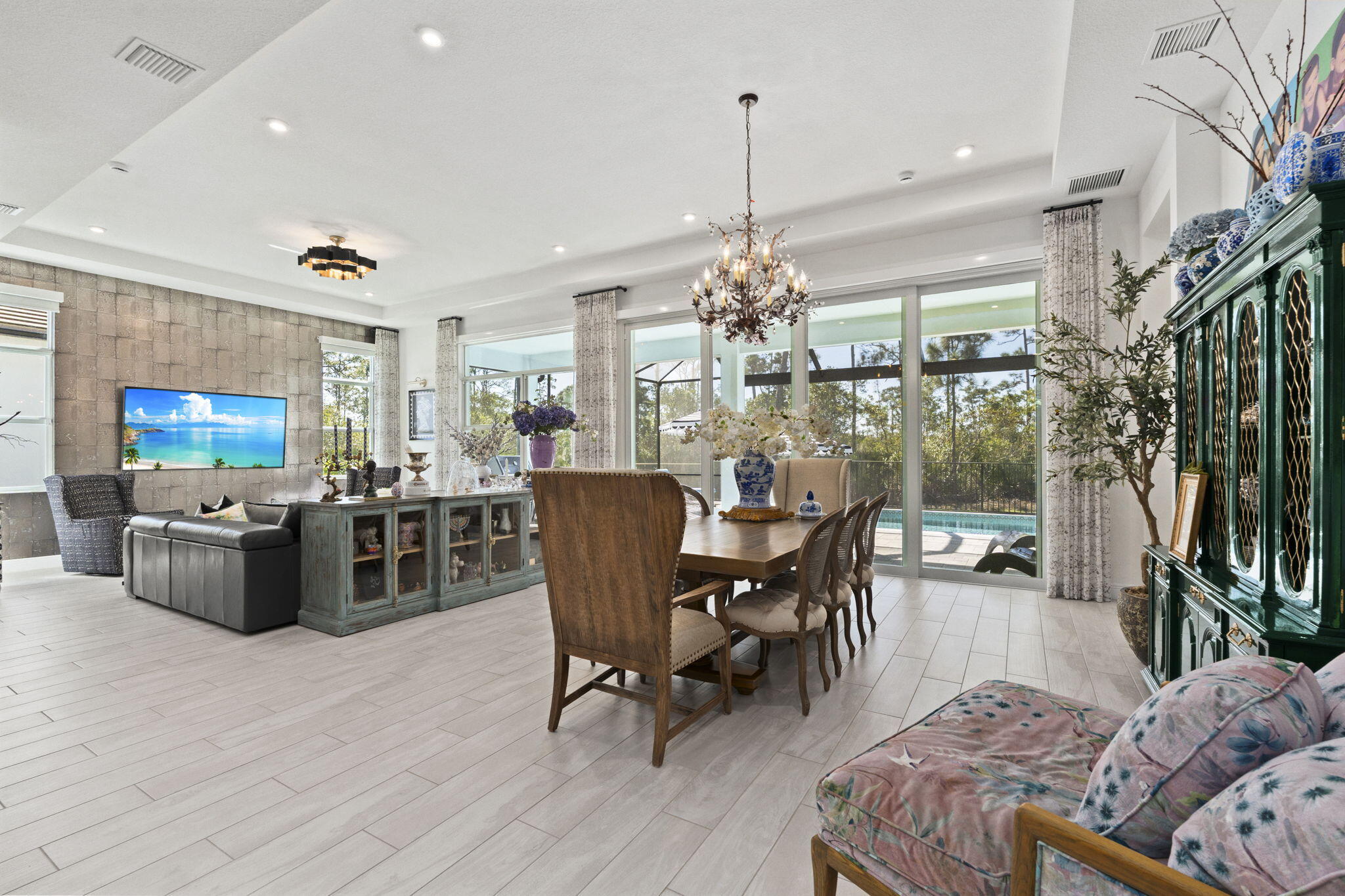 Mosaic - Residential