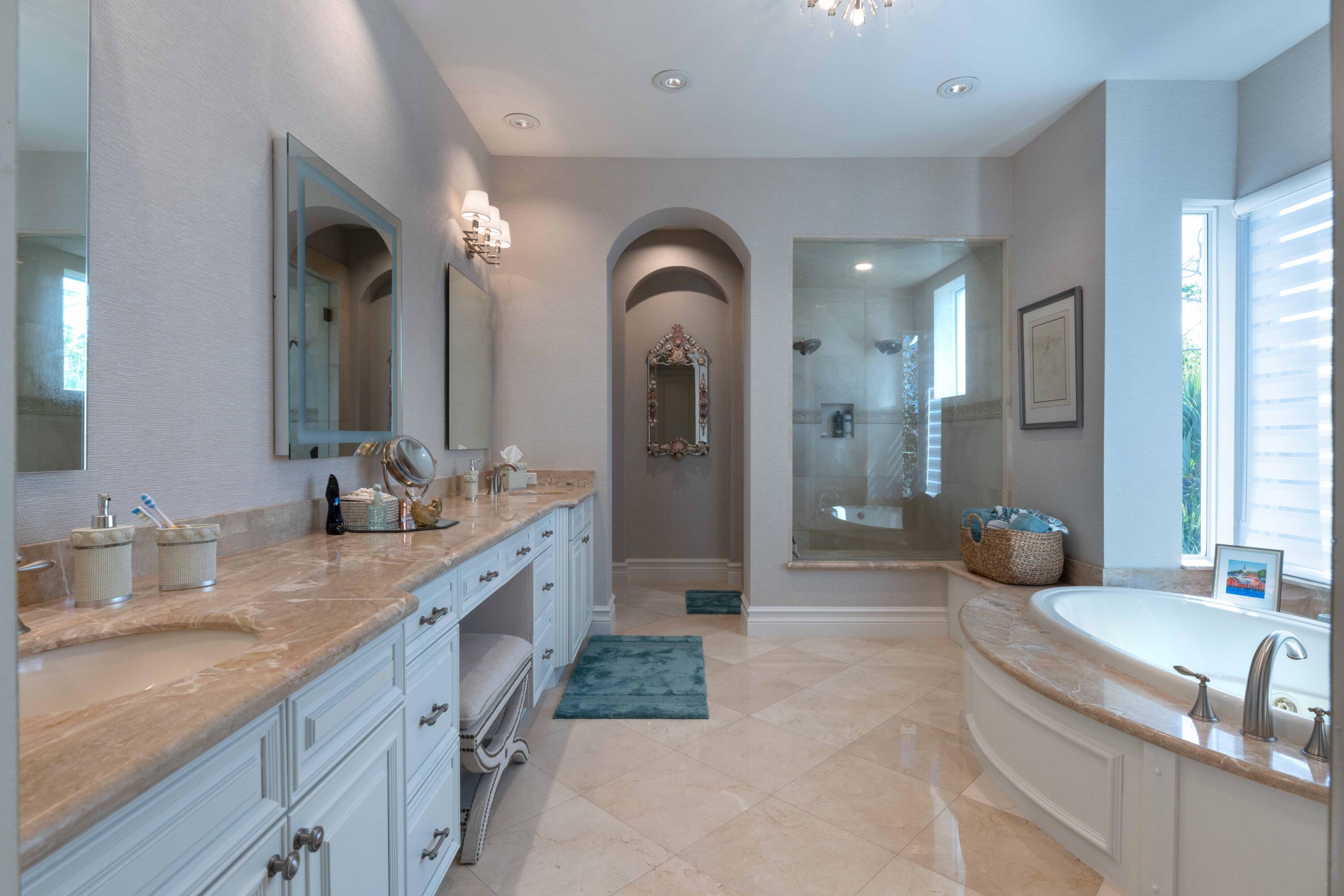 OLD PALM GOLF CLUB - Residential