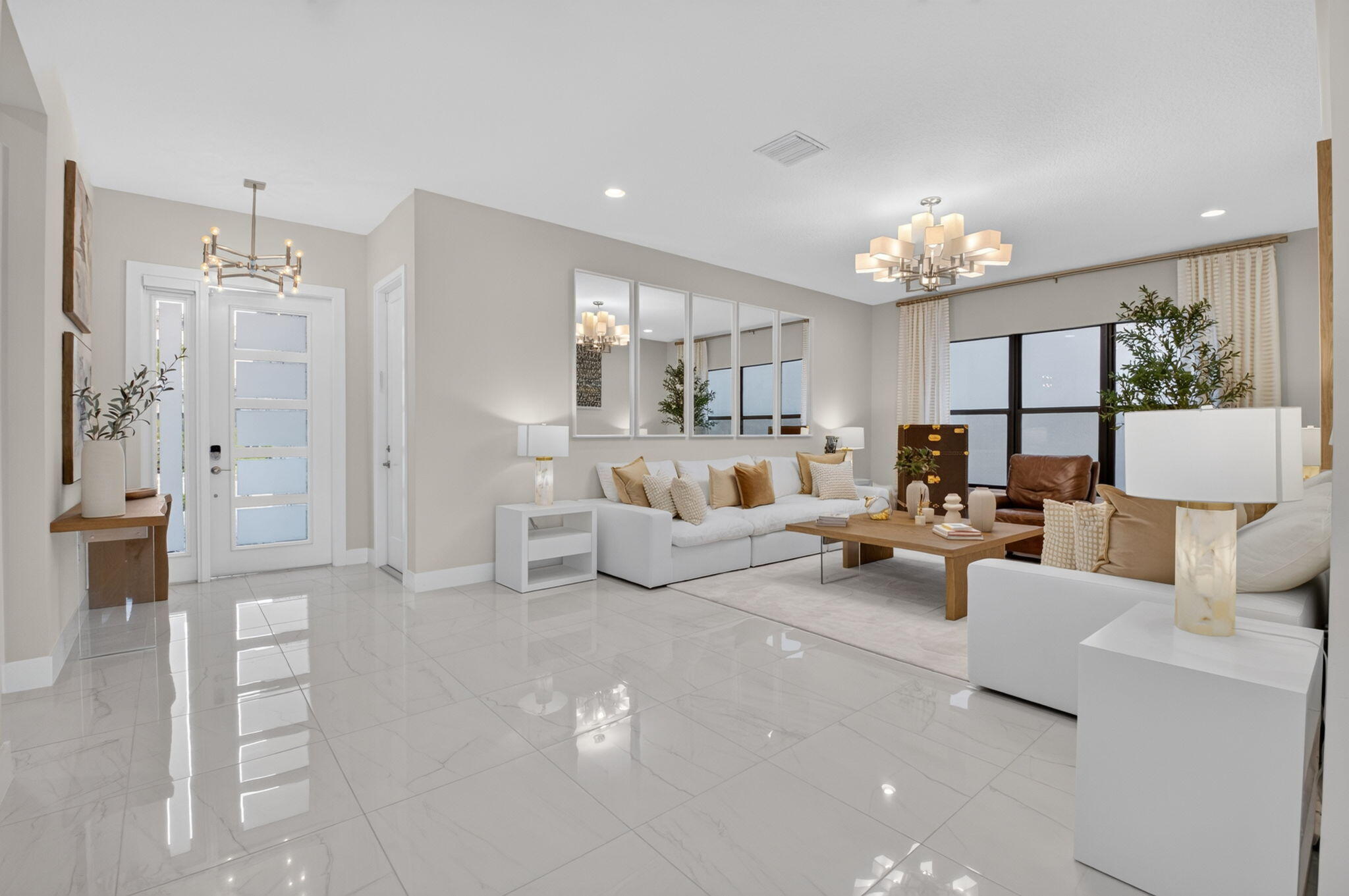LOTUS PALM - Residential Lease