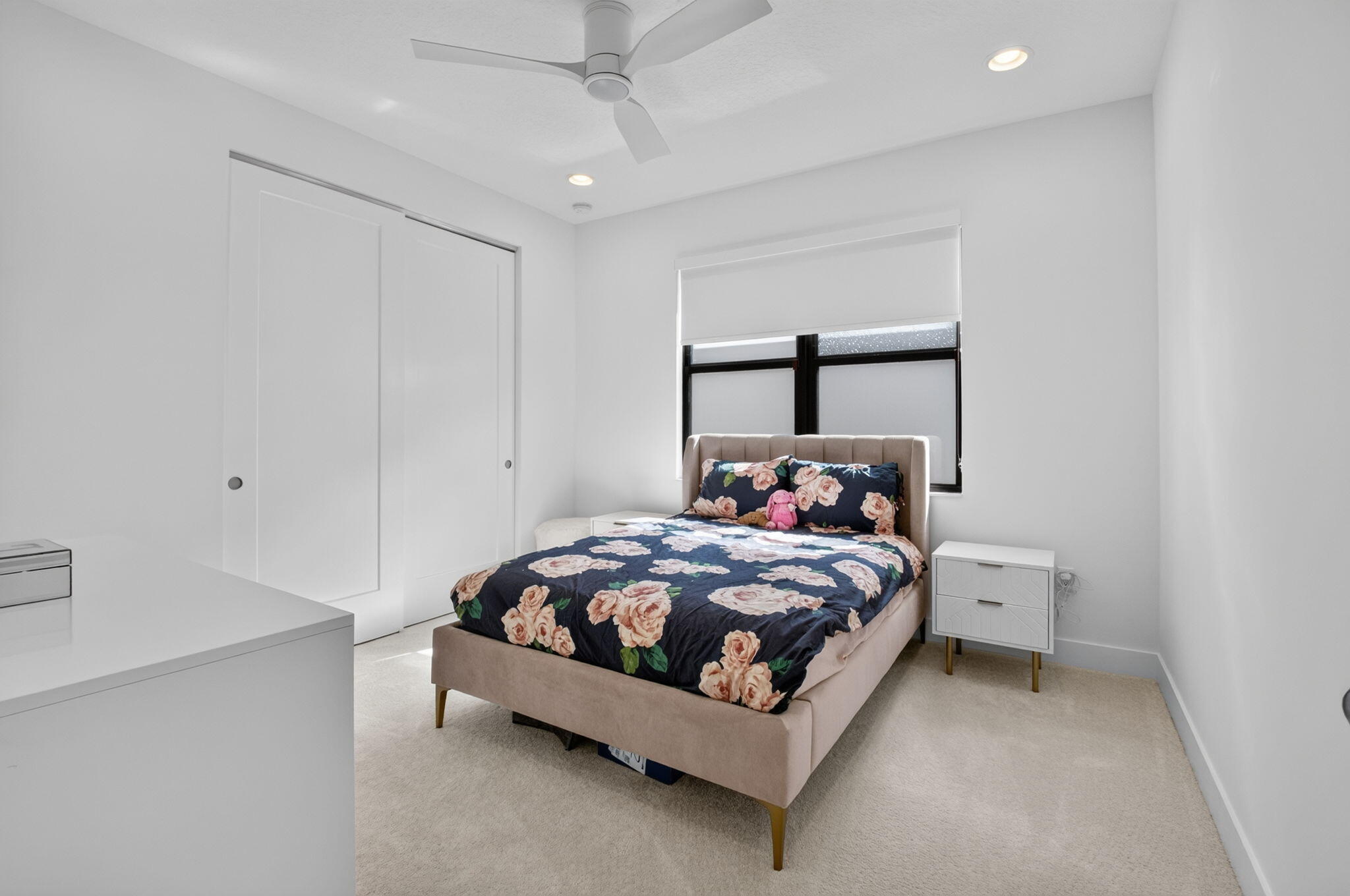 LOTUS PALM - Residential Lease