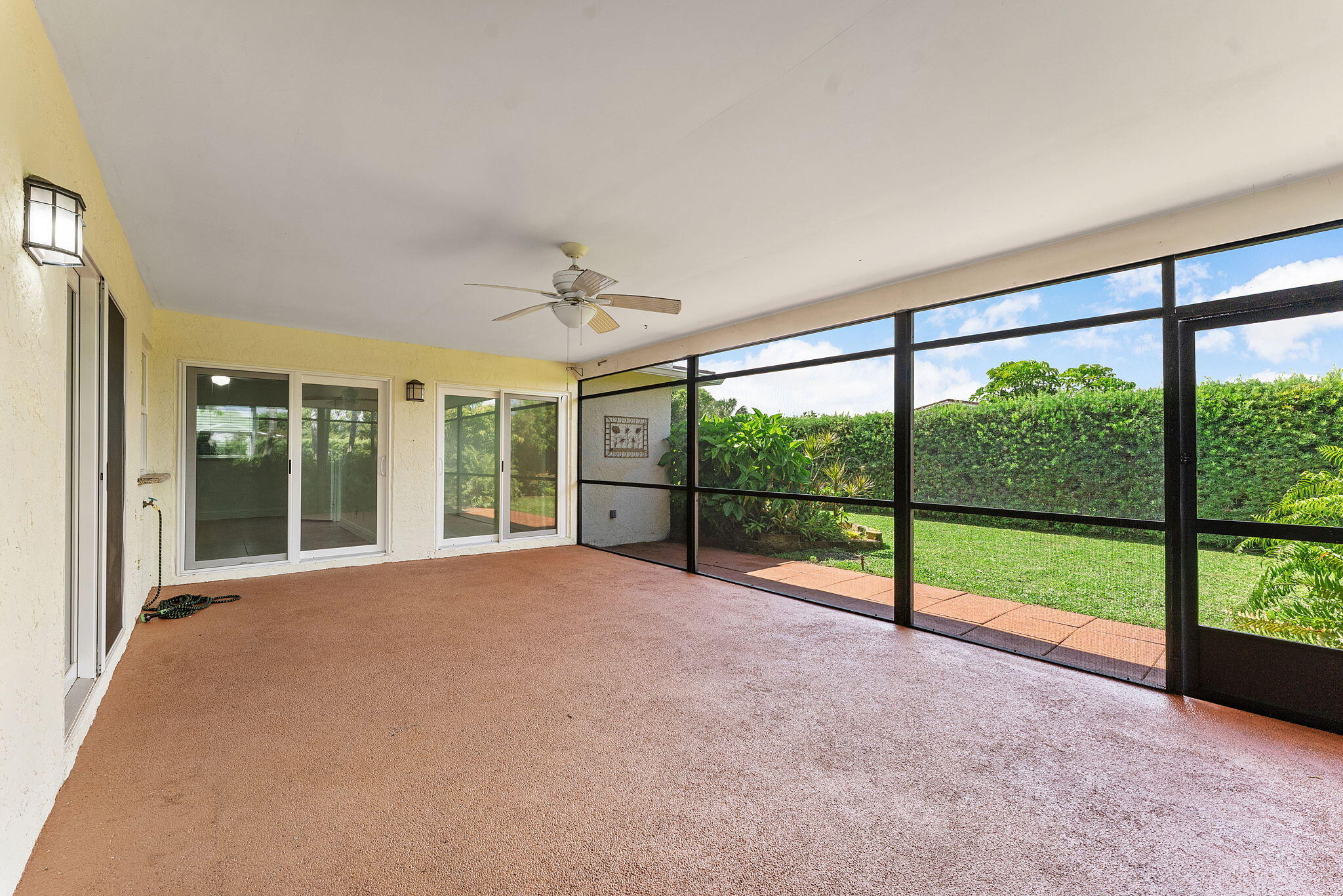 COCO WOOD LAKES SEC 1 - Residential