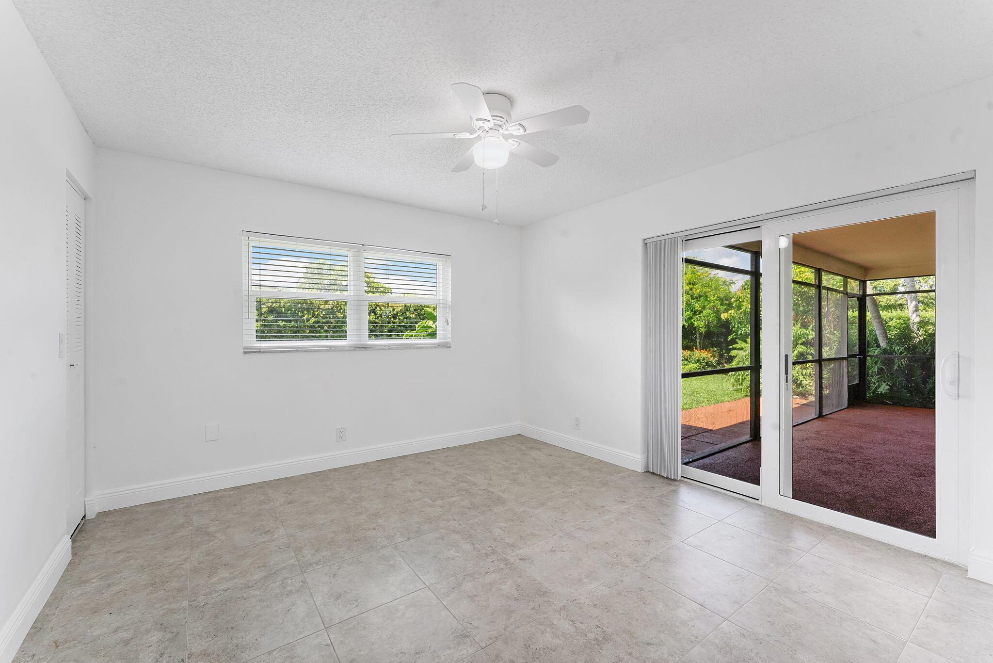 COCO WOOD LAKES SEC 1 - Residential
