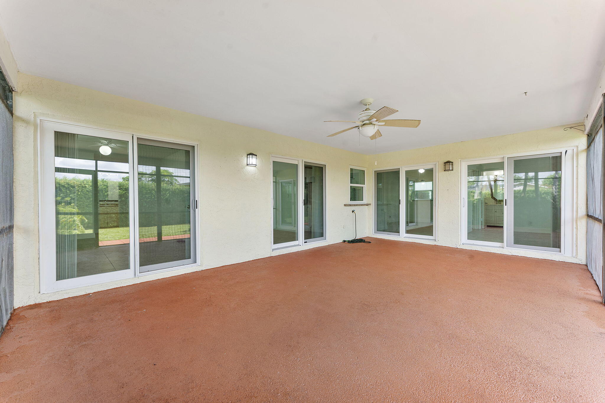 COCO WOOD LAKES SEC 1 - Residential