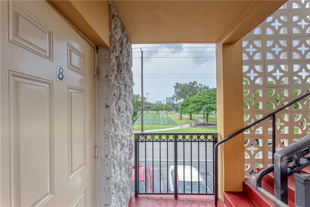 Sevilla Courts - Residential