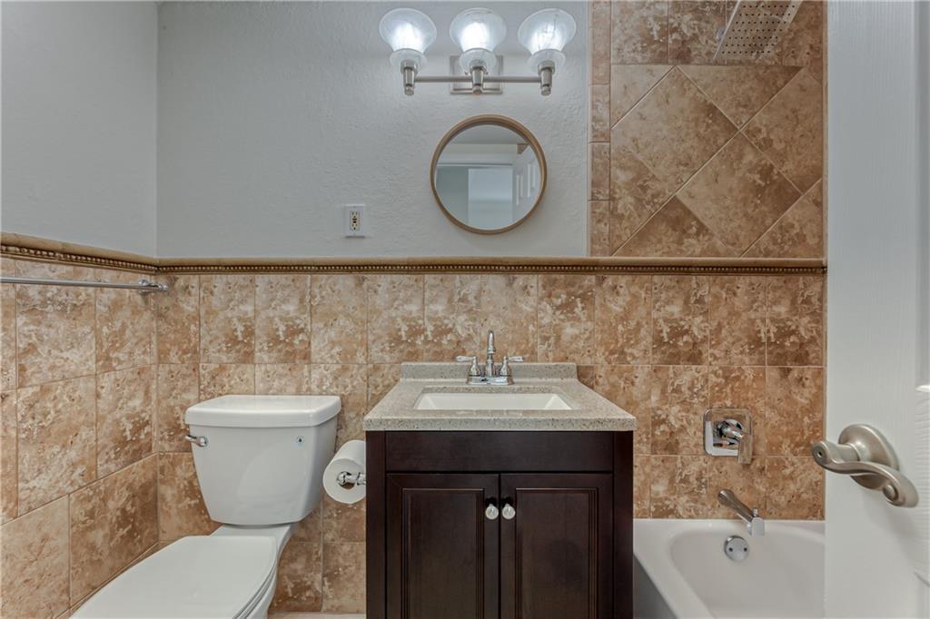 Sevilla Courts - Residential
