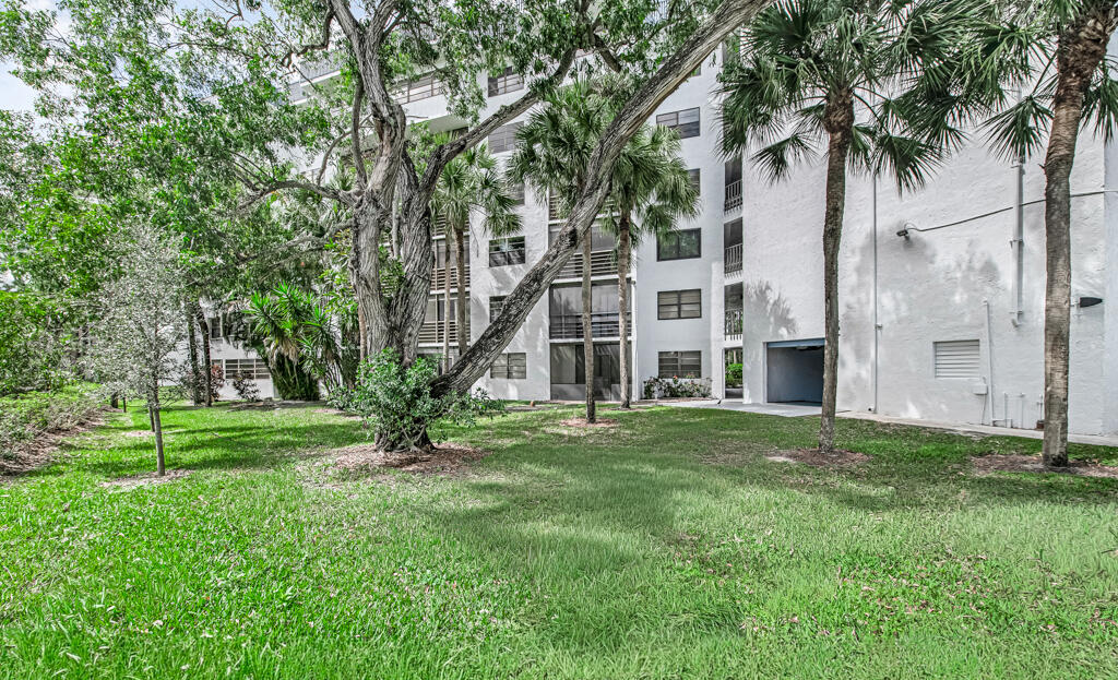 SUNRISE OF PALM BEACH CONDO 1,2,3,4, 14 AND 17 - Residential