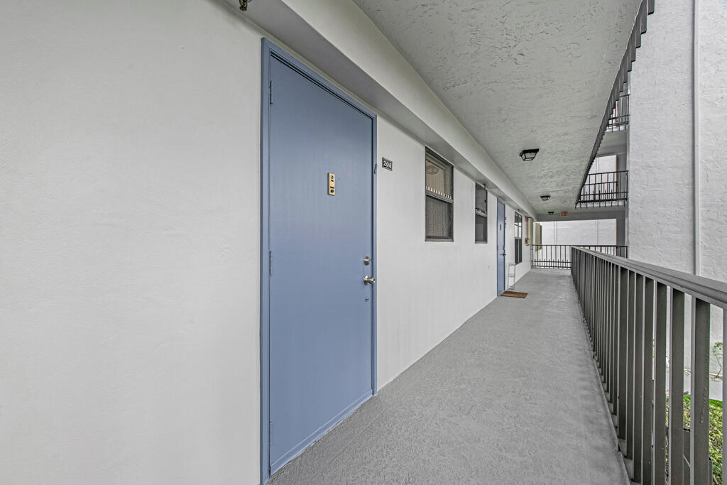SUNRISE OF PALM BEACH CONDO 1,2,3,4, 14 AND 17 - Residential