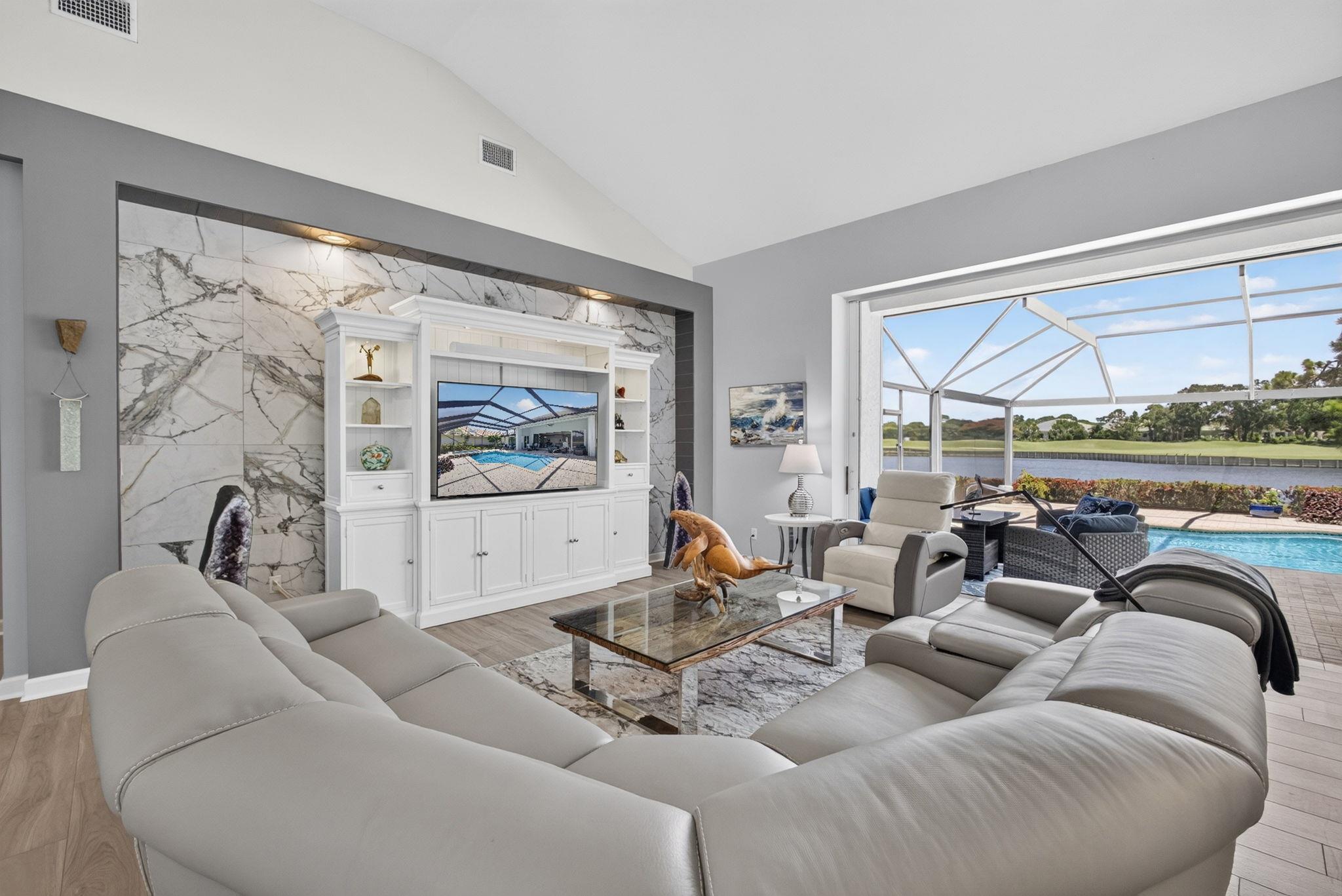 WILLOUGHBY - Residential