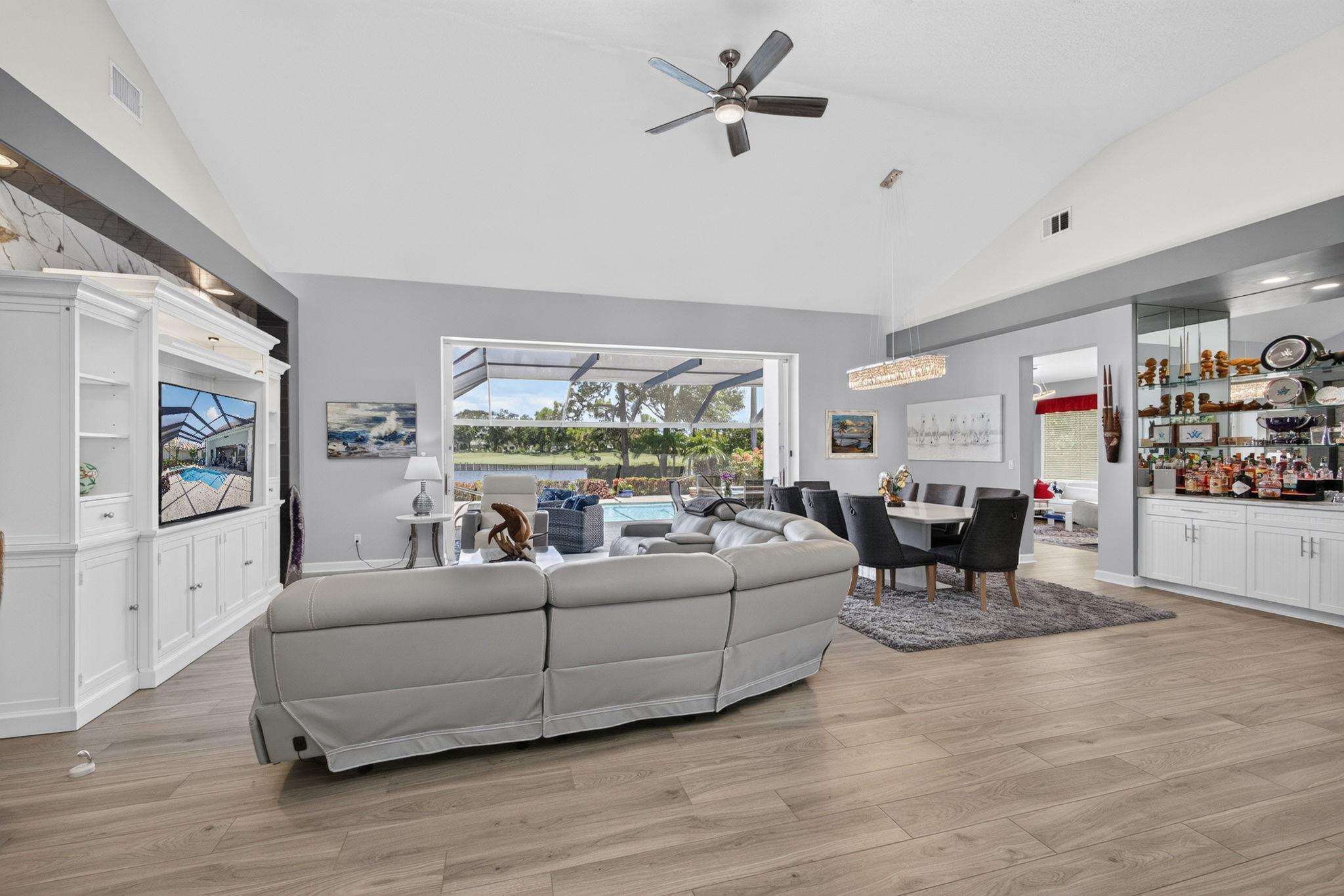 WILLOUGHBY - Residential