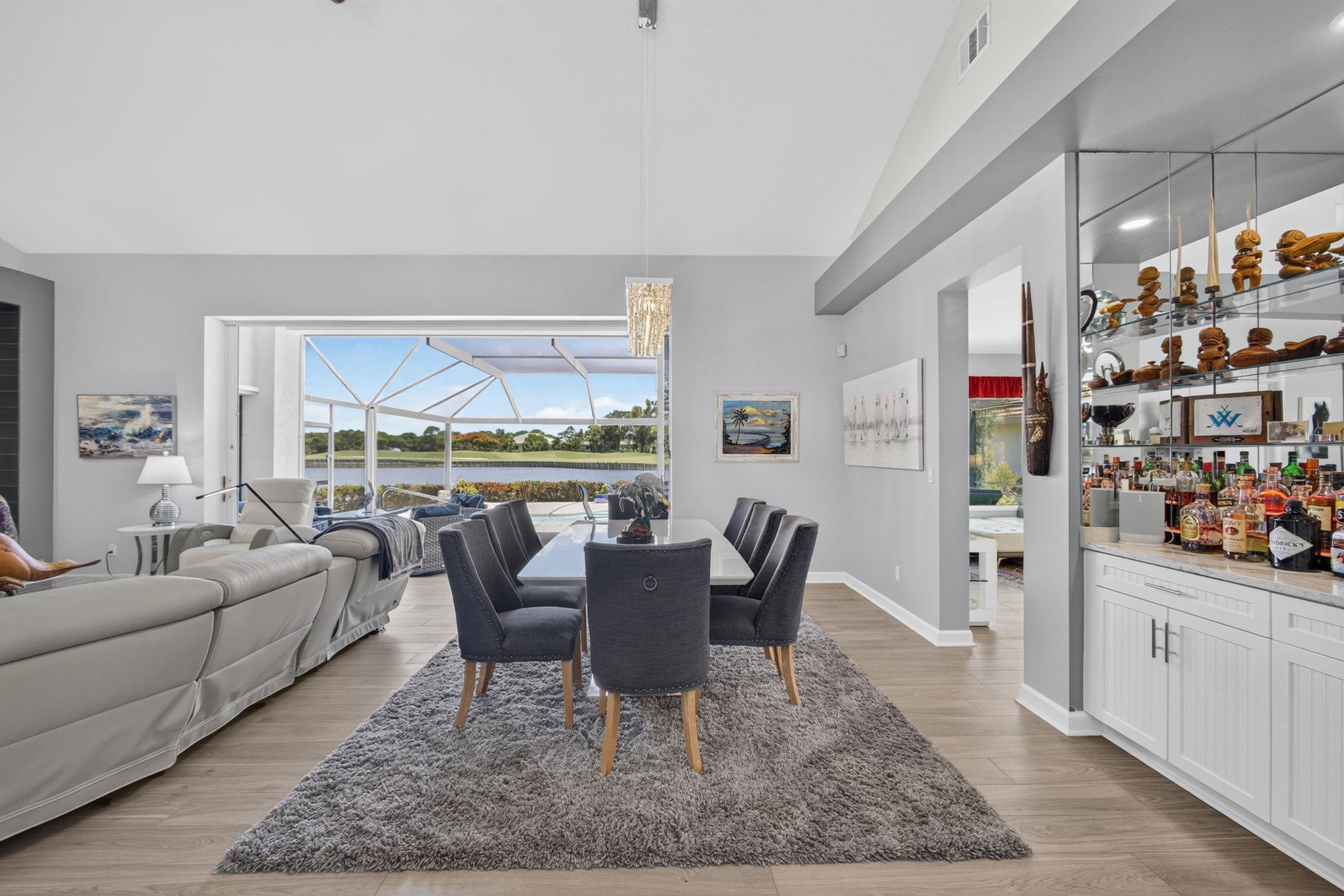 WILLOUGHBY - Residential