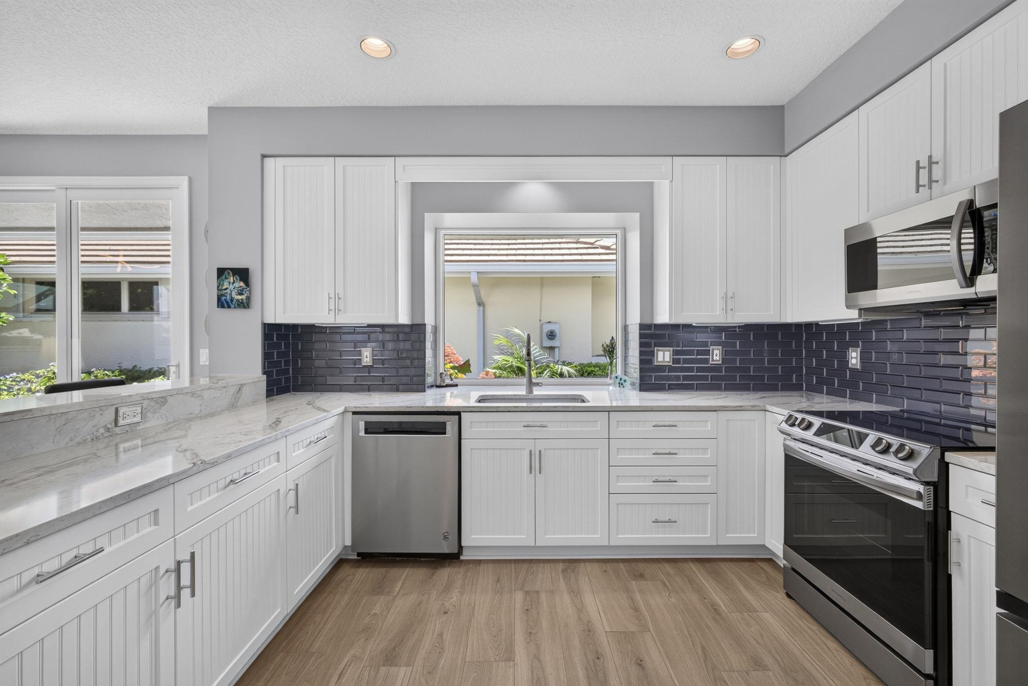 WILLOUGHBY - Residential
