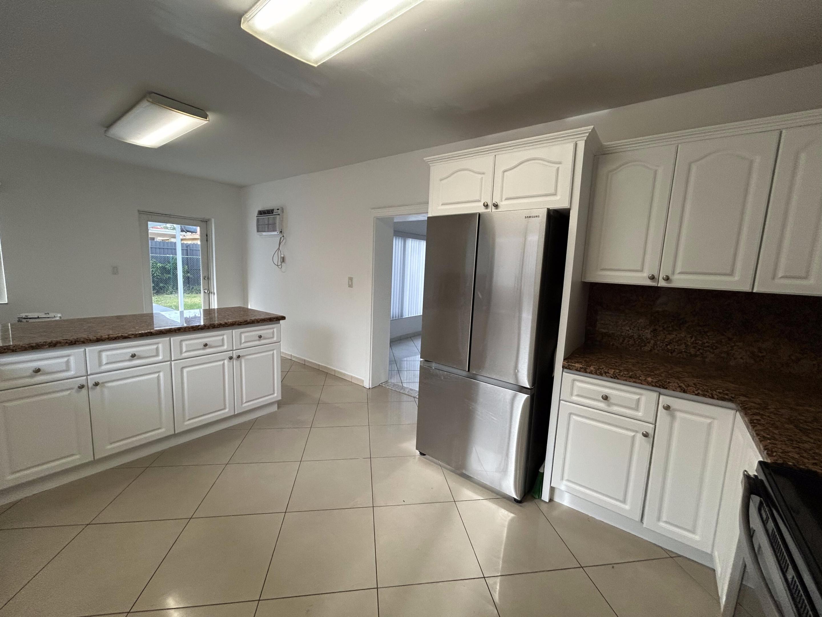 WESTLAWN CORR PLAT - Residential