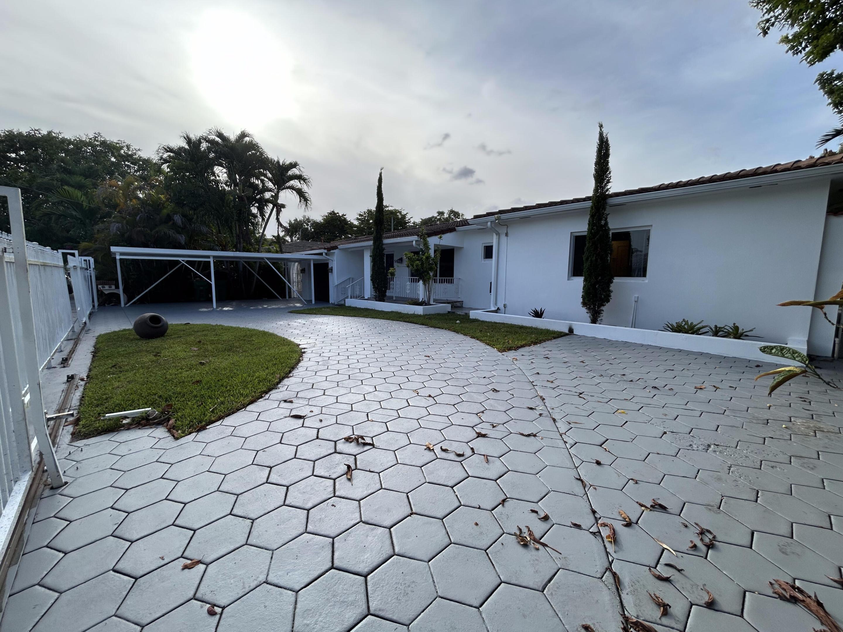 WESTLAWN CORR PLAT - Residential