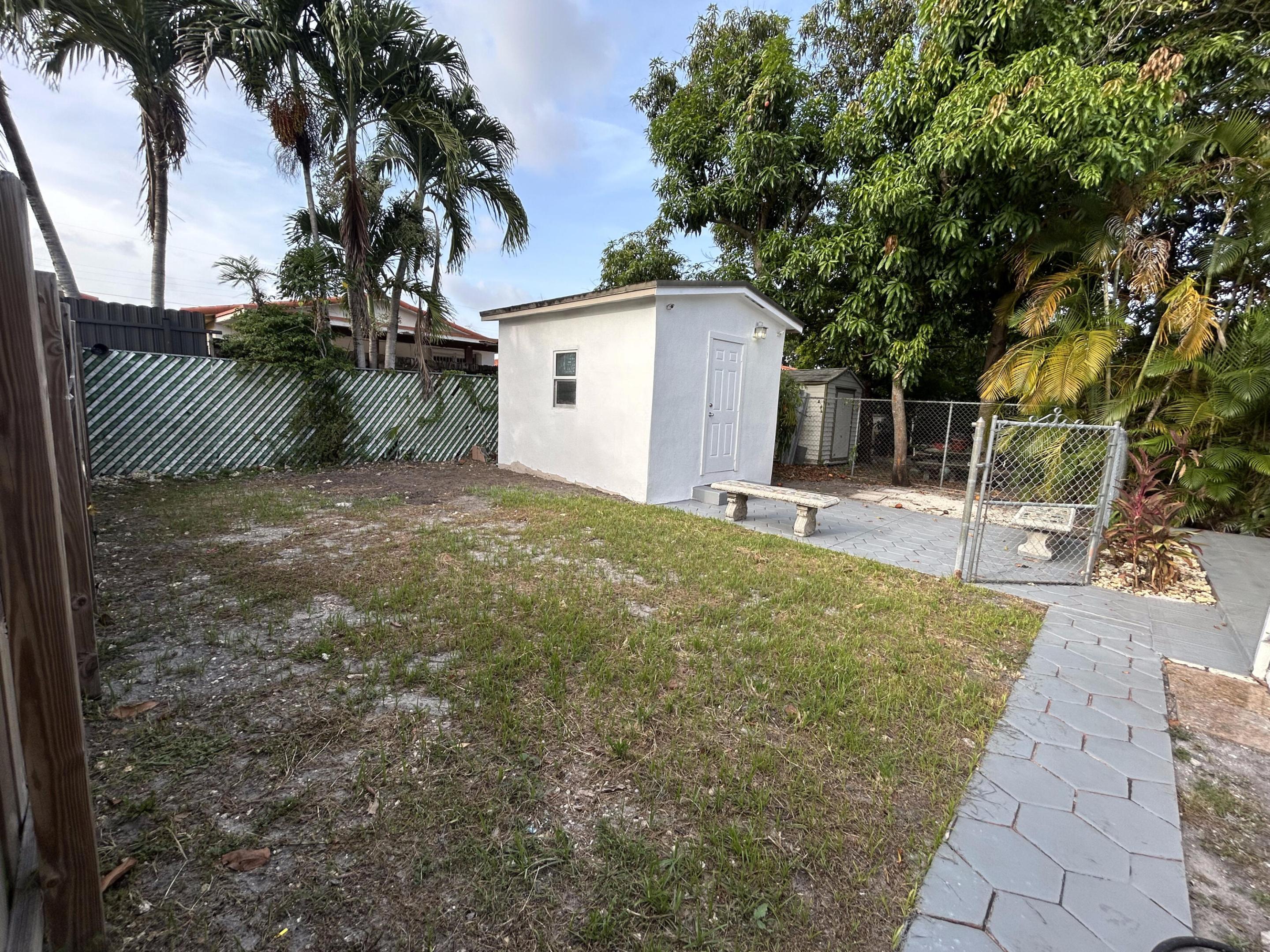 WESTLAWN CORR PLAT - Residential