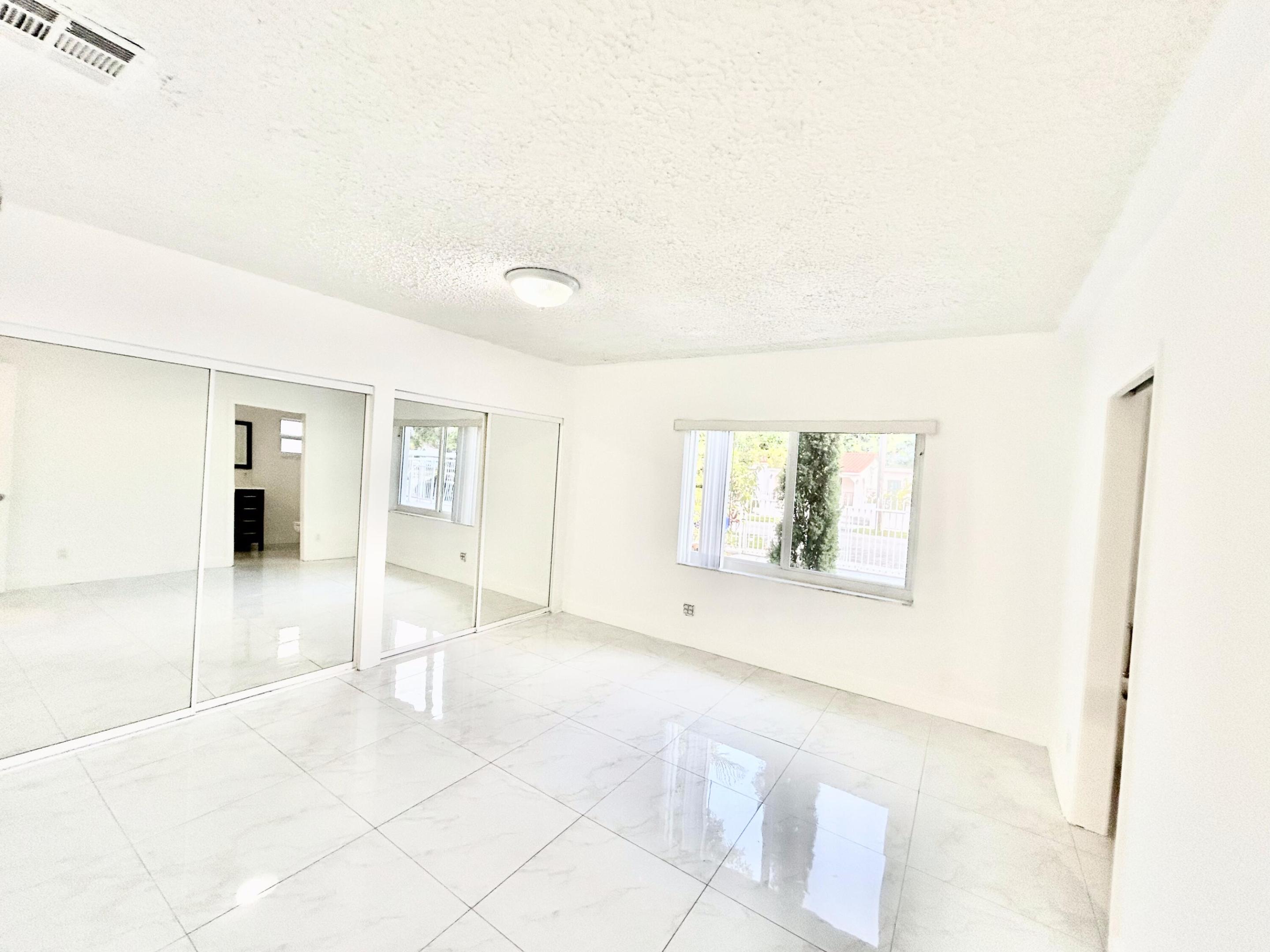 WESTLAWN CORR PLAT - Residential