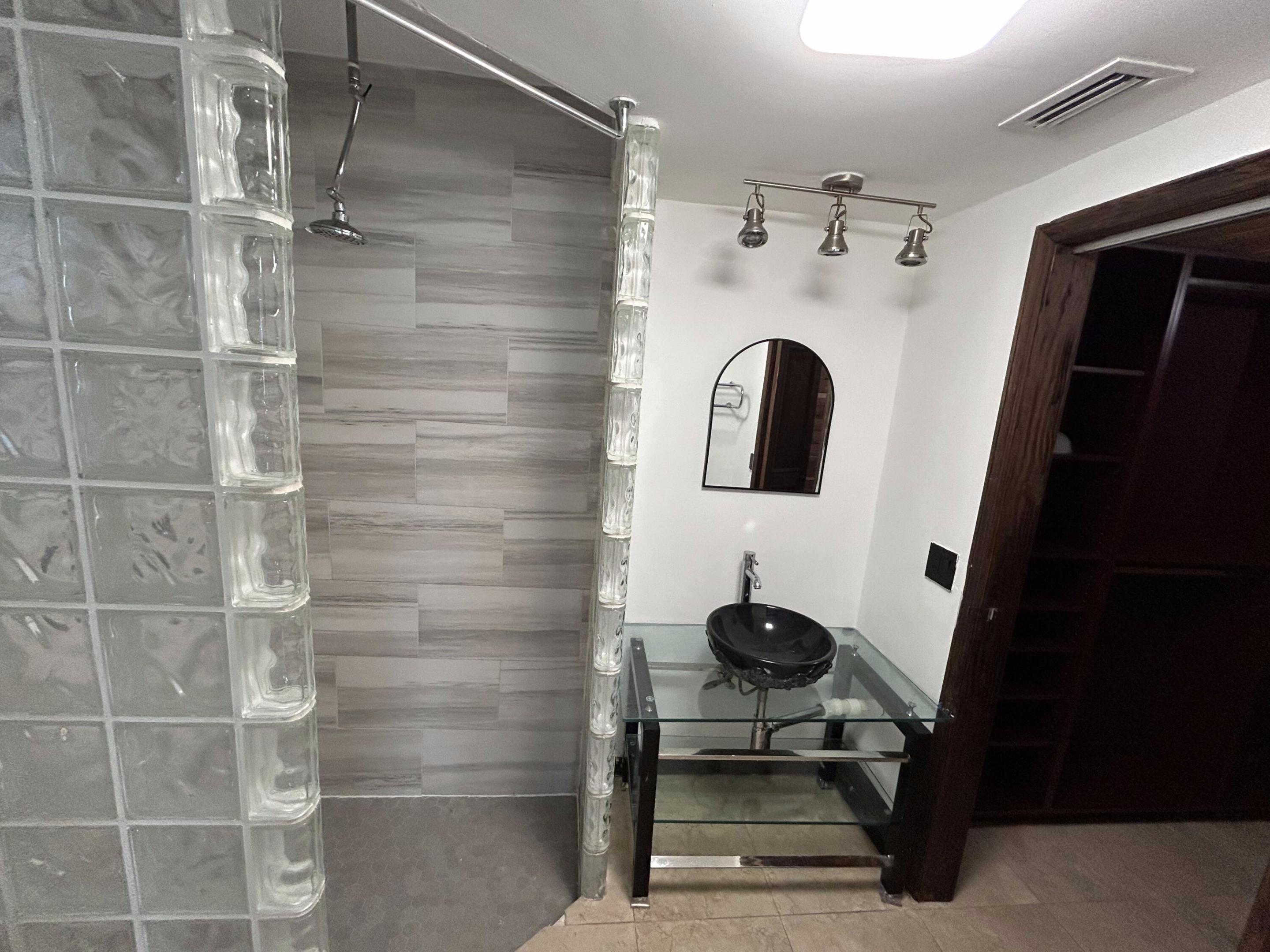 WESTLAWN CORR PLAT - Residential