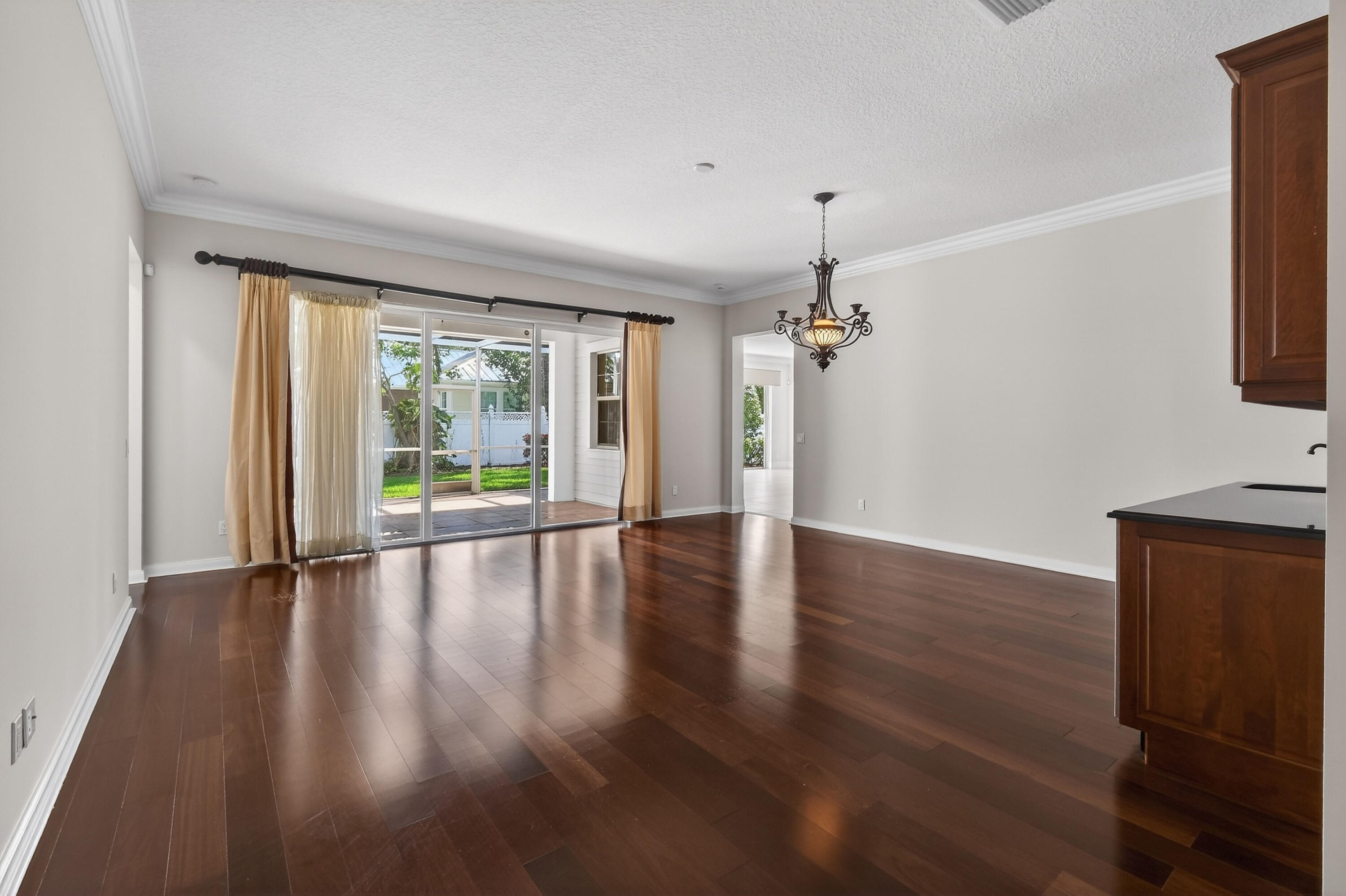 MALLORY CREEK AT ABACOA 1 - Residential Lease