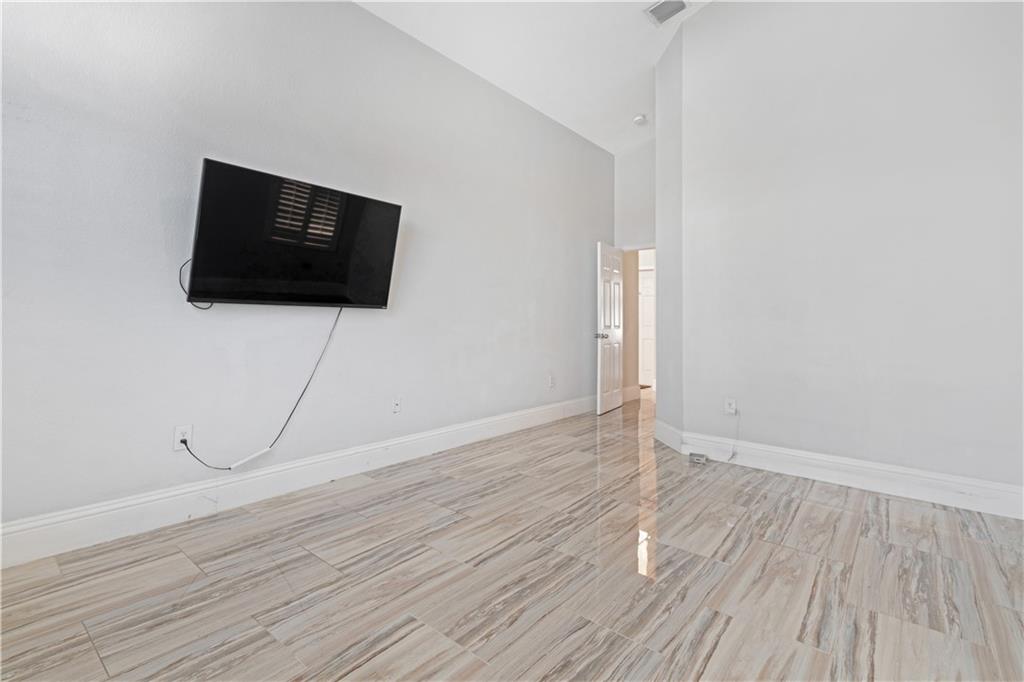 Wyndham Lakes South 161-3 - Residential