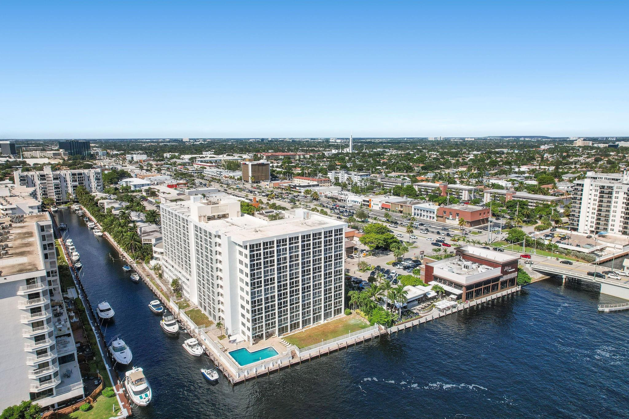 ROYAL MARINER CONDO - Residential