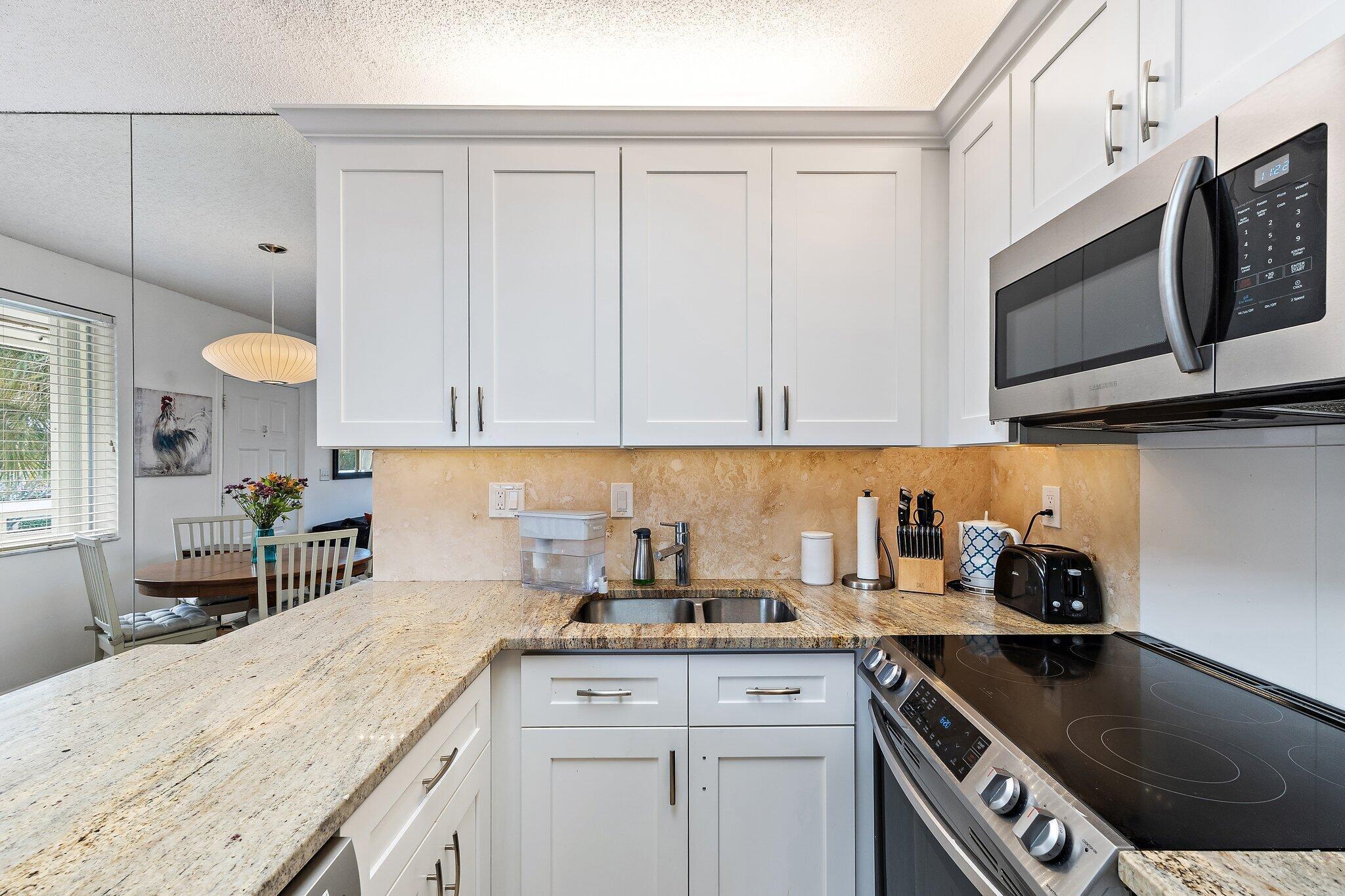 Jupiter Bay - Residential Lease