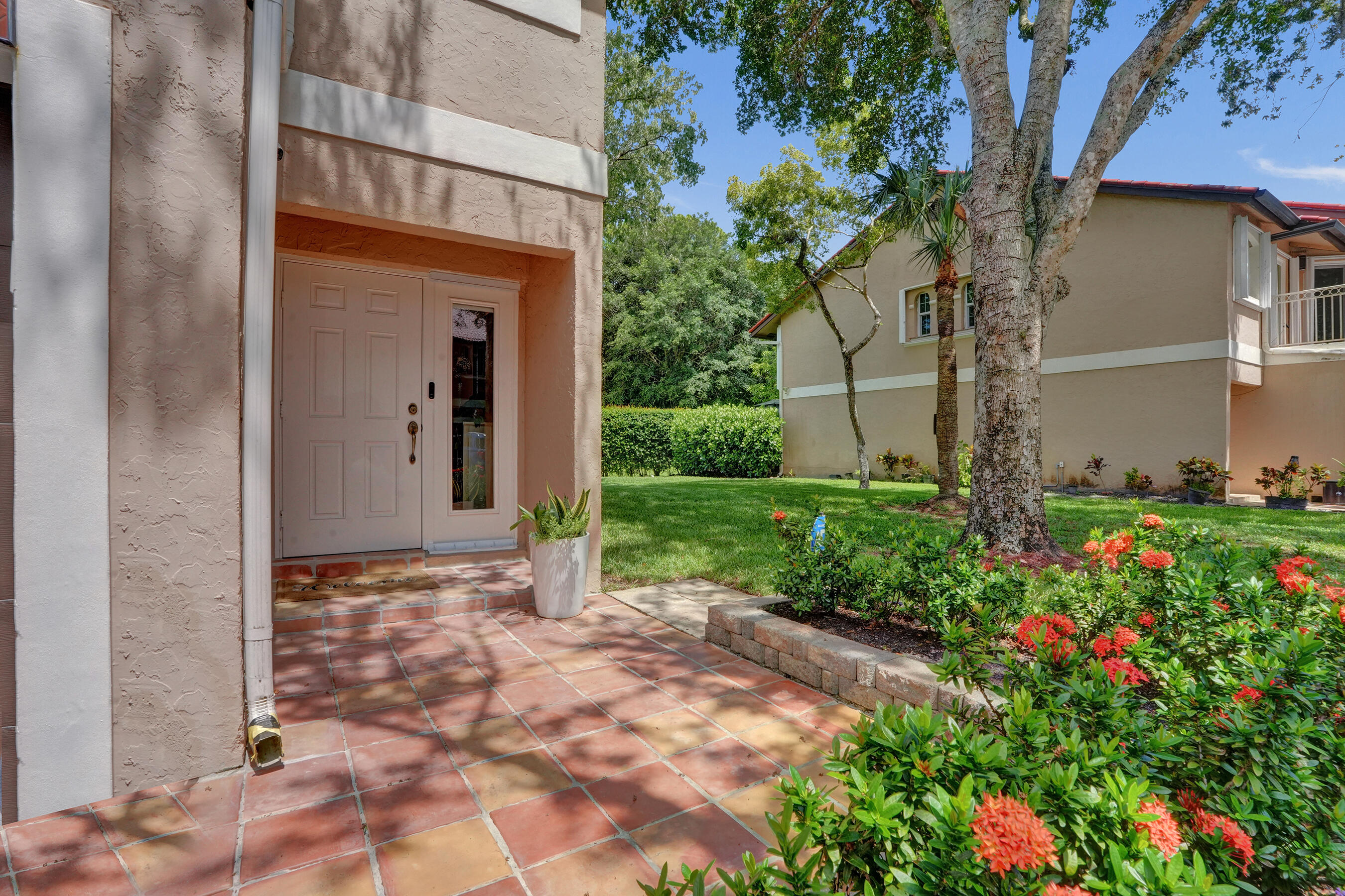 CORAL SUN TOWNHOMES CONDO - Residential