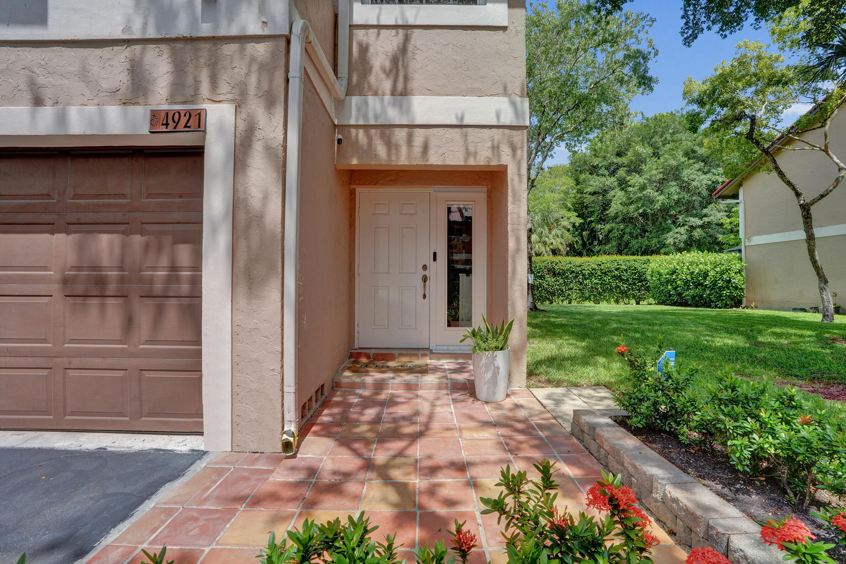 CORAL SUN TOWNHOMES CONDO - Residential