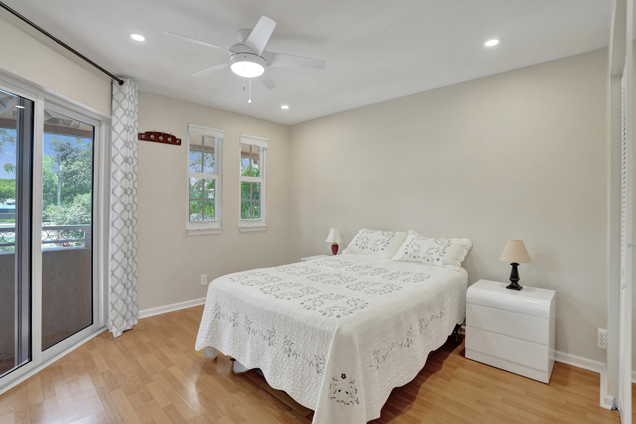 CORAL SUN TOWNHOMES CONDO - Residential