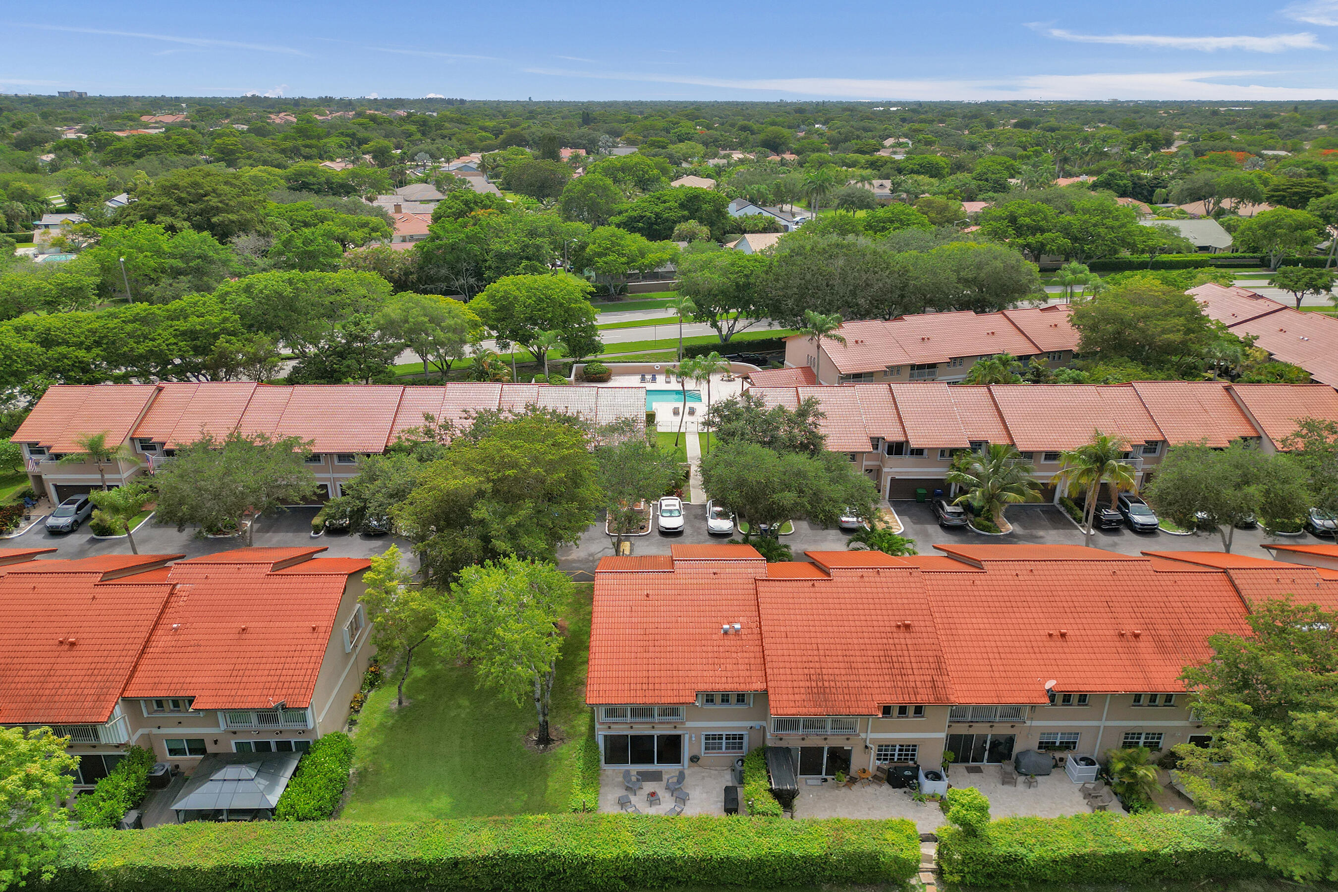 CORAL SUN TOWNHOMES CONDO - Residential