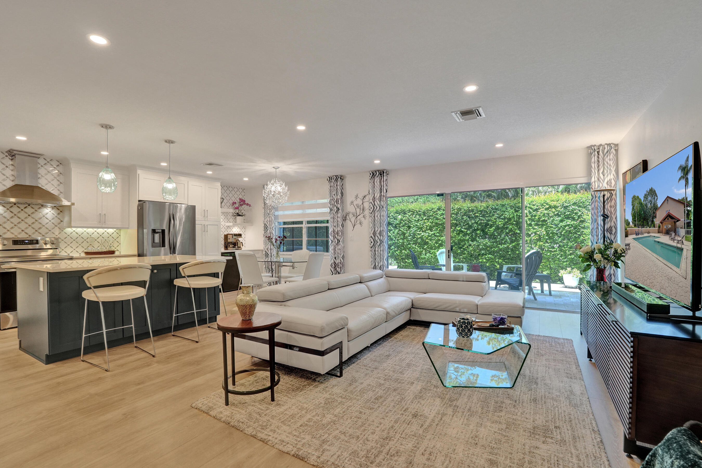 CORAL SUN TOWNHOMES CONDO - Residential