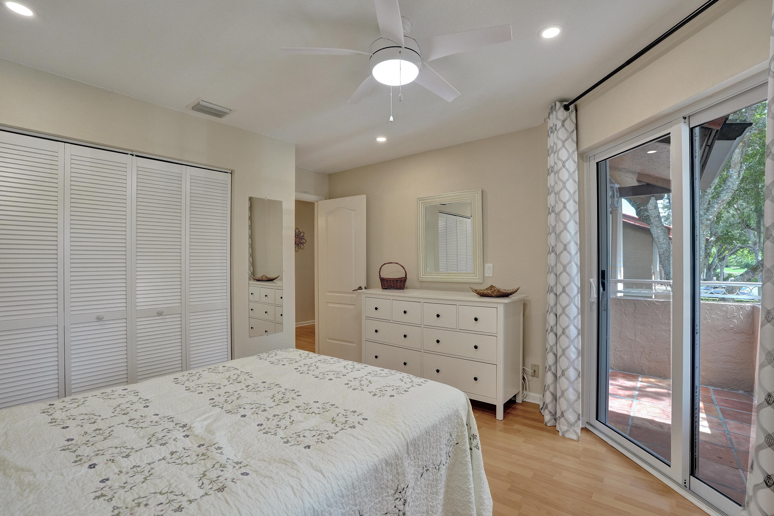 CORAL SUN TOWNHOMES CONDO - Residential