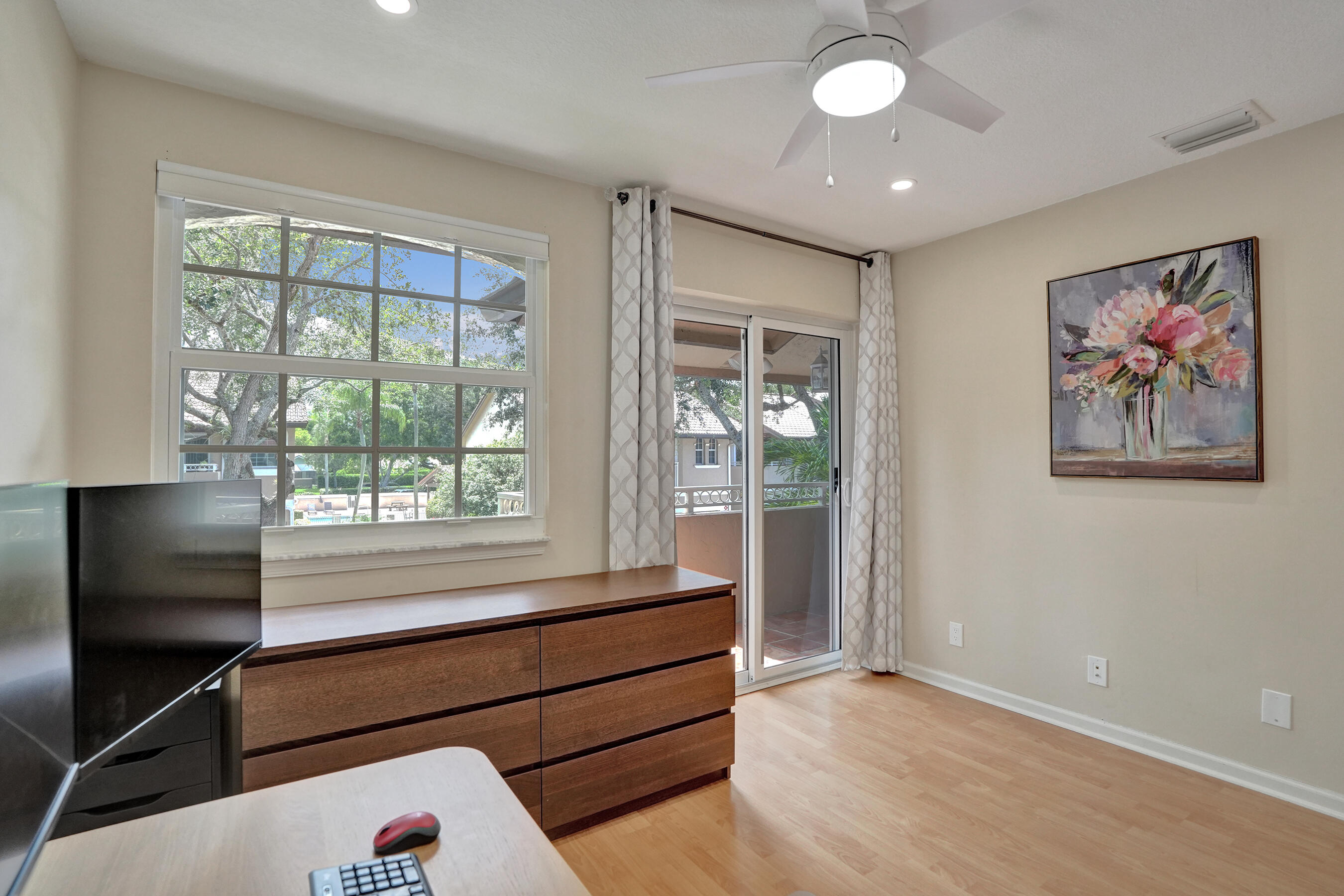 CORAL SUN TOWNHOMES CONDO - Residential