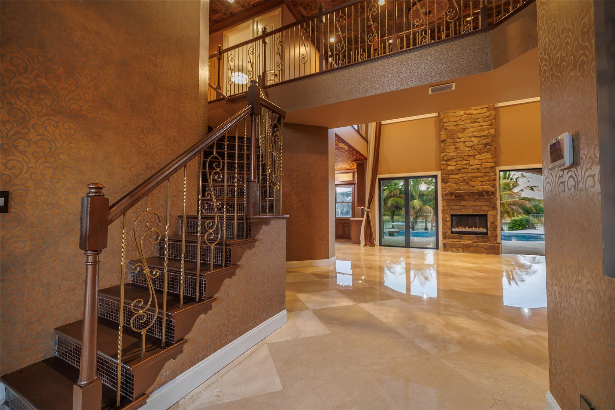 LOXAHATCHEE LAKES - Residential