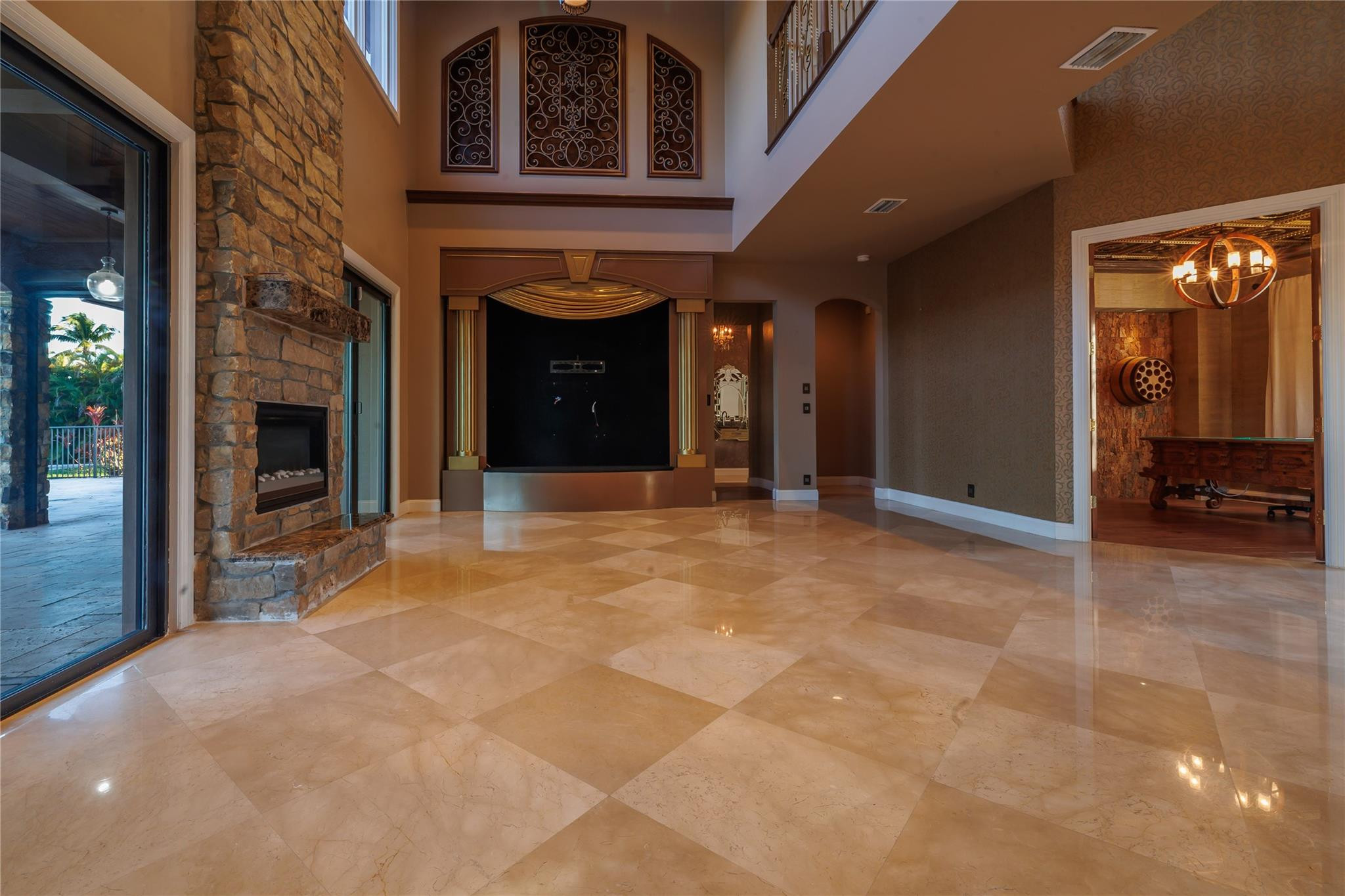 LOXAHATCHEE LAKES - Residential