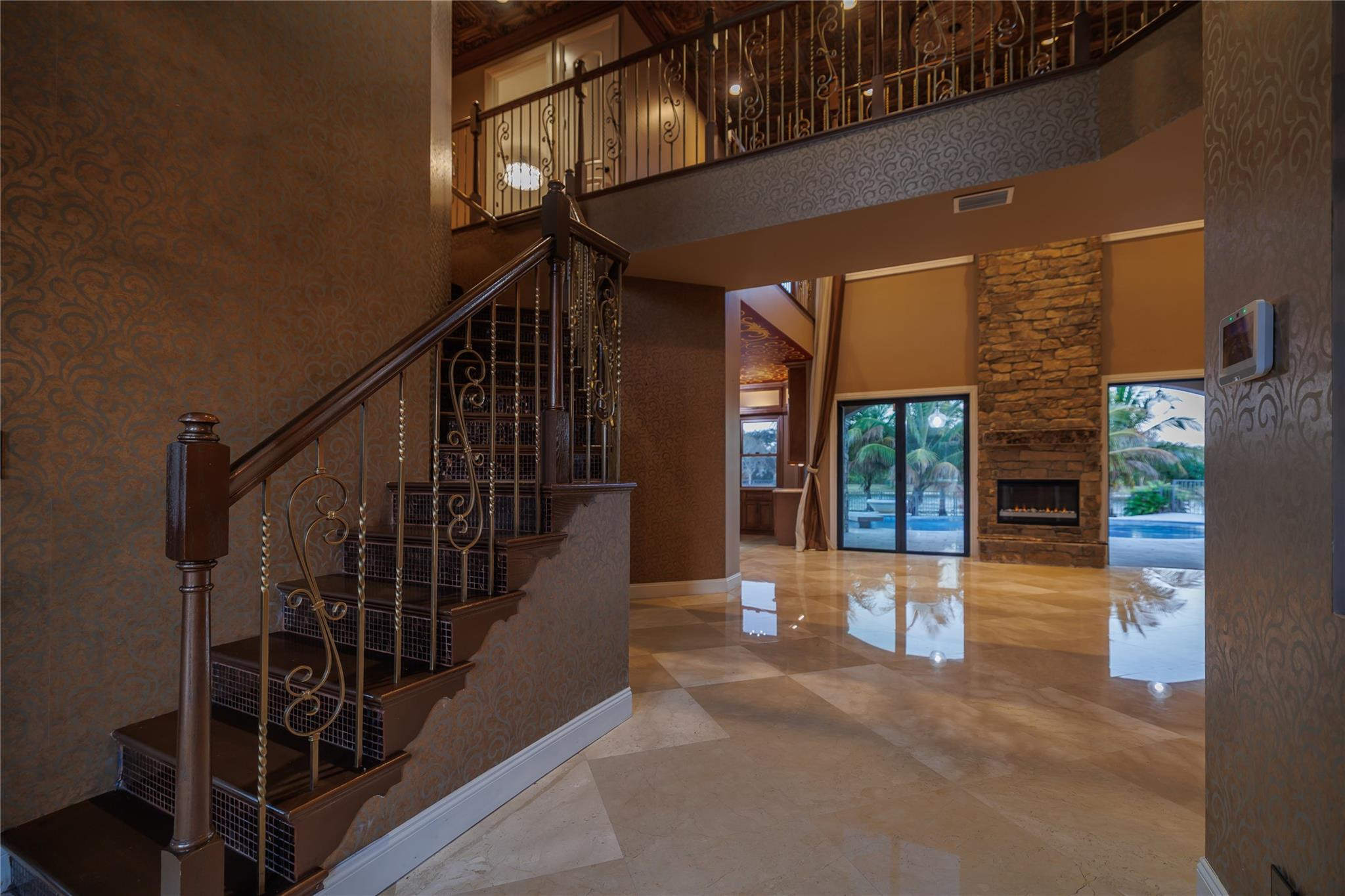 LOXAHATCHEE LAKES - Residential