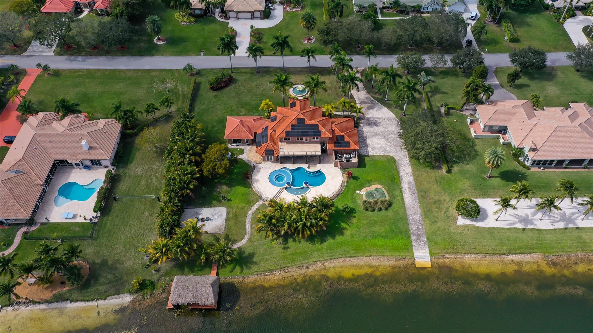 LOXAHATCHEE LAKES - Residential
