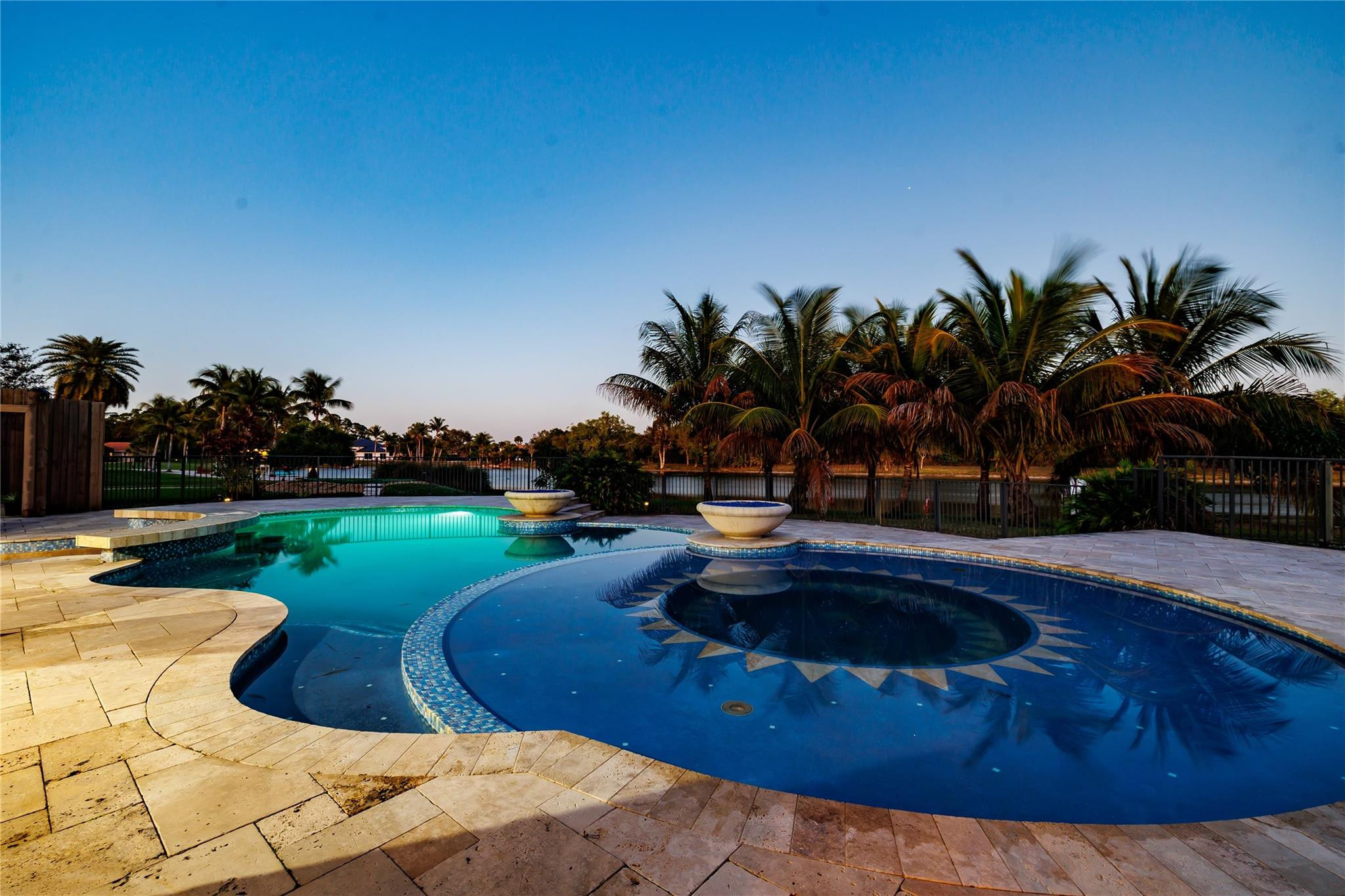 LOXAHATCHEE LAKES - Residential