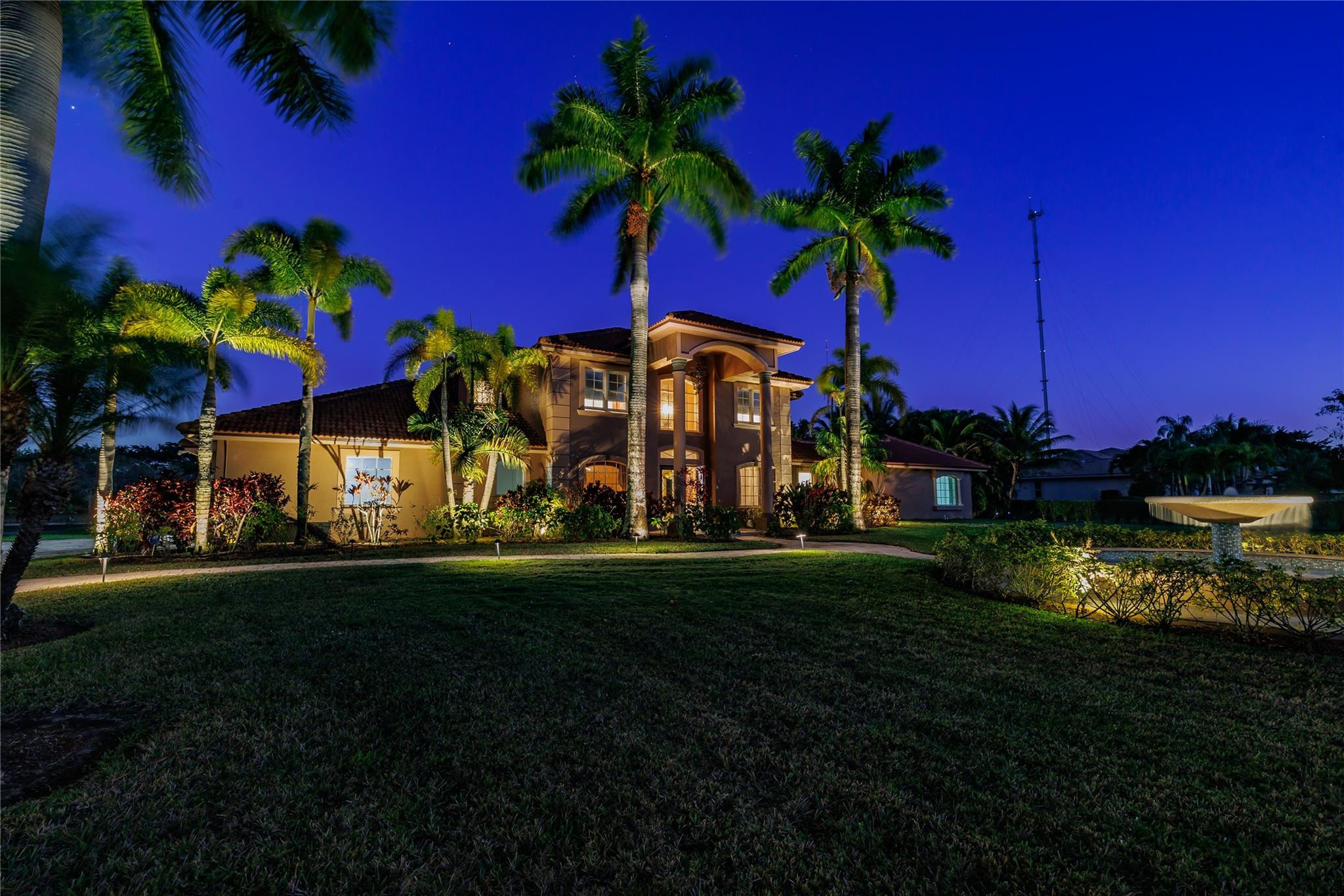 LOXAHATCHEE LAKES - Residential
