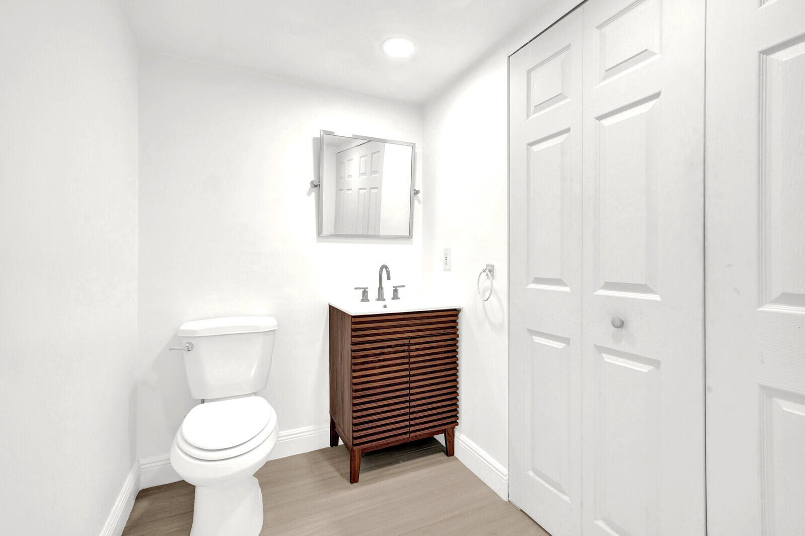 SOMERSET - Residential Lease
