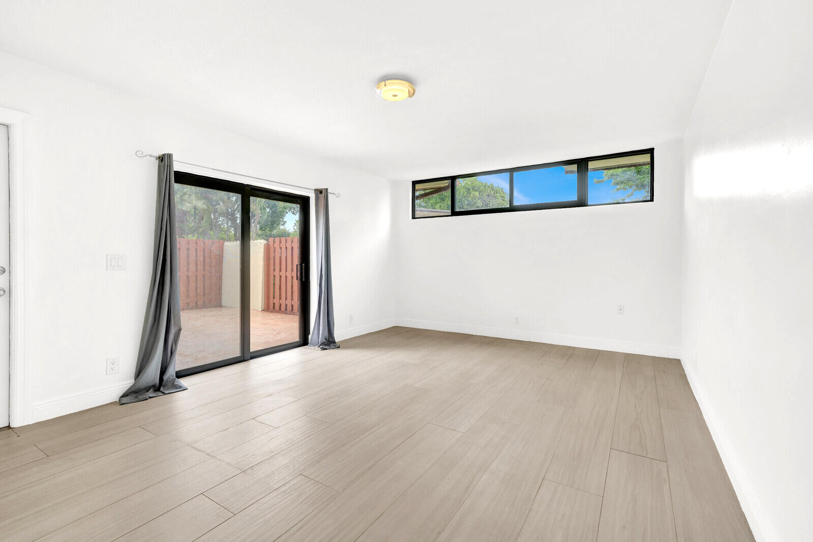 SOMERSET - Residential Lease