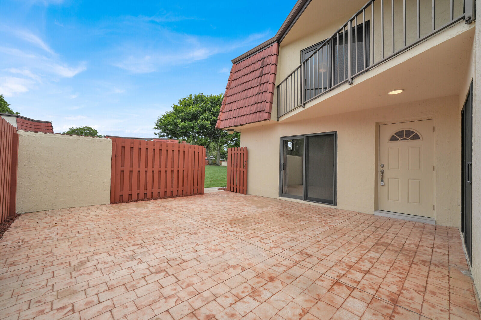 SOMERSET - Residential Lease