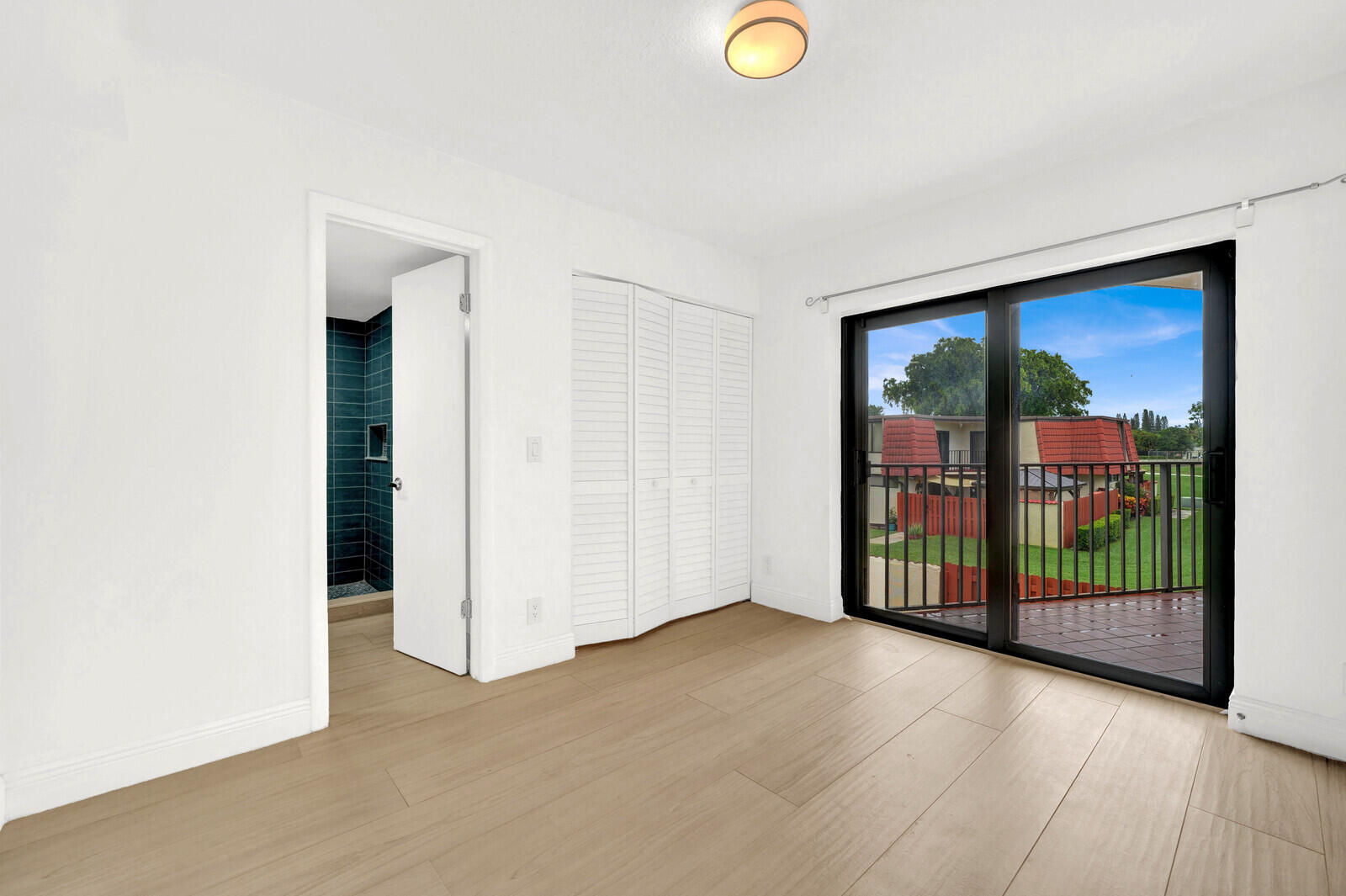 SOMERSET - Residential Lease