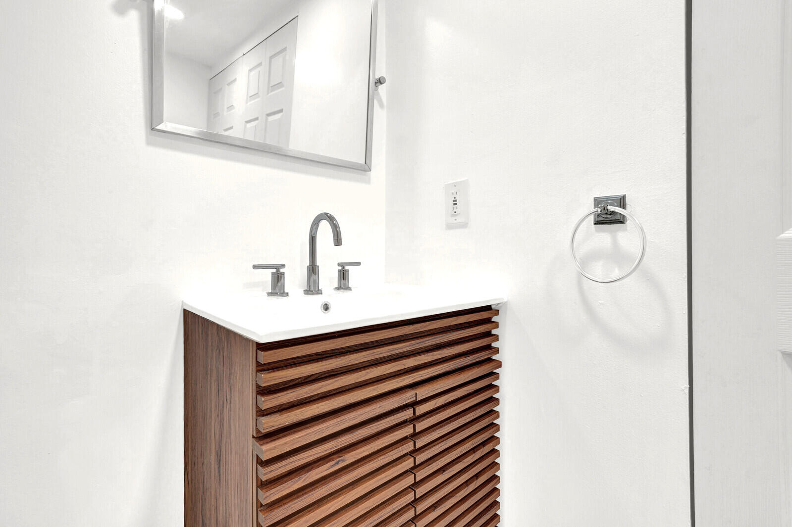 SOMERSET - Residential Lease