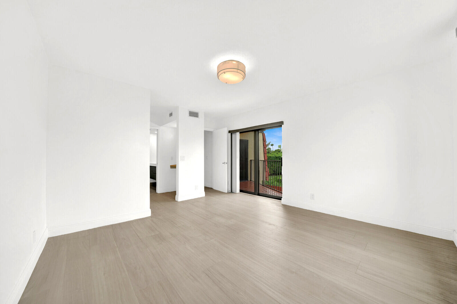 SOMERSET - Residential Lease