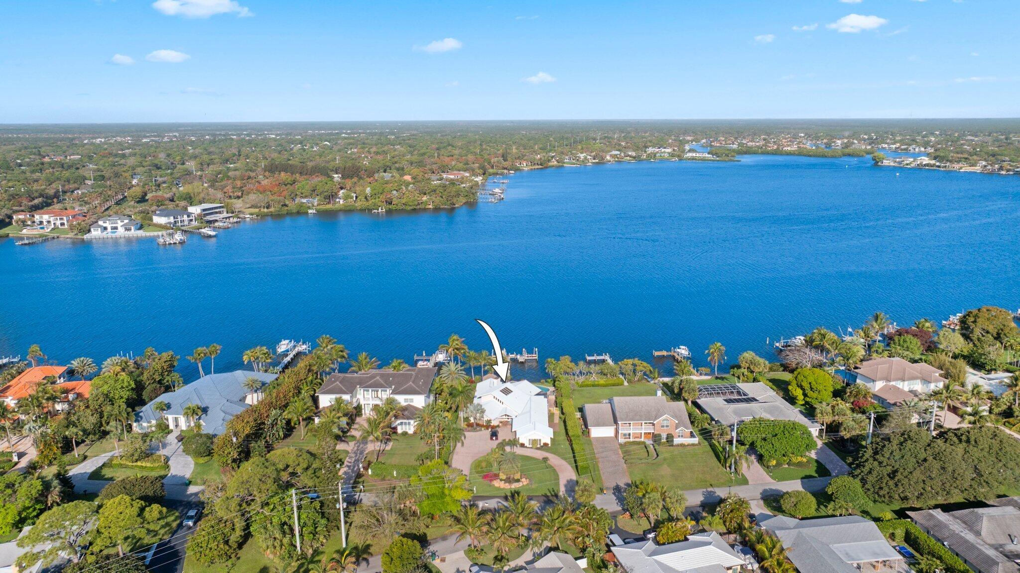 TEQUESTA COUNTRY CLUB - Residential