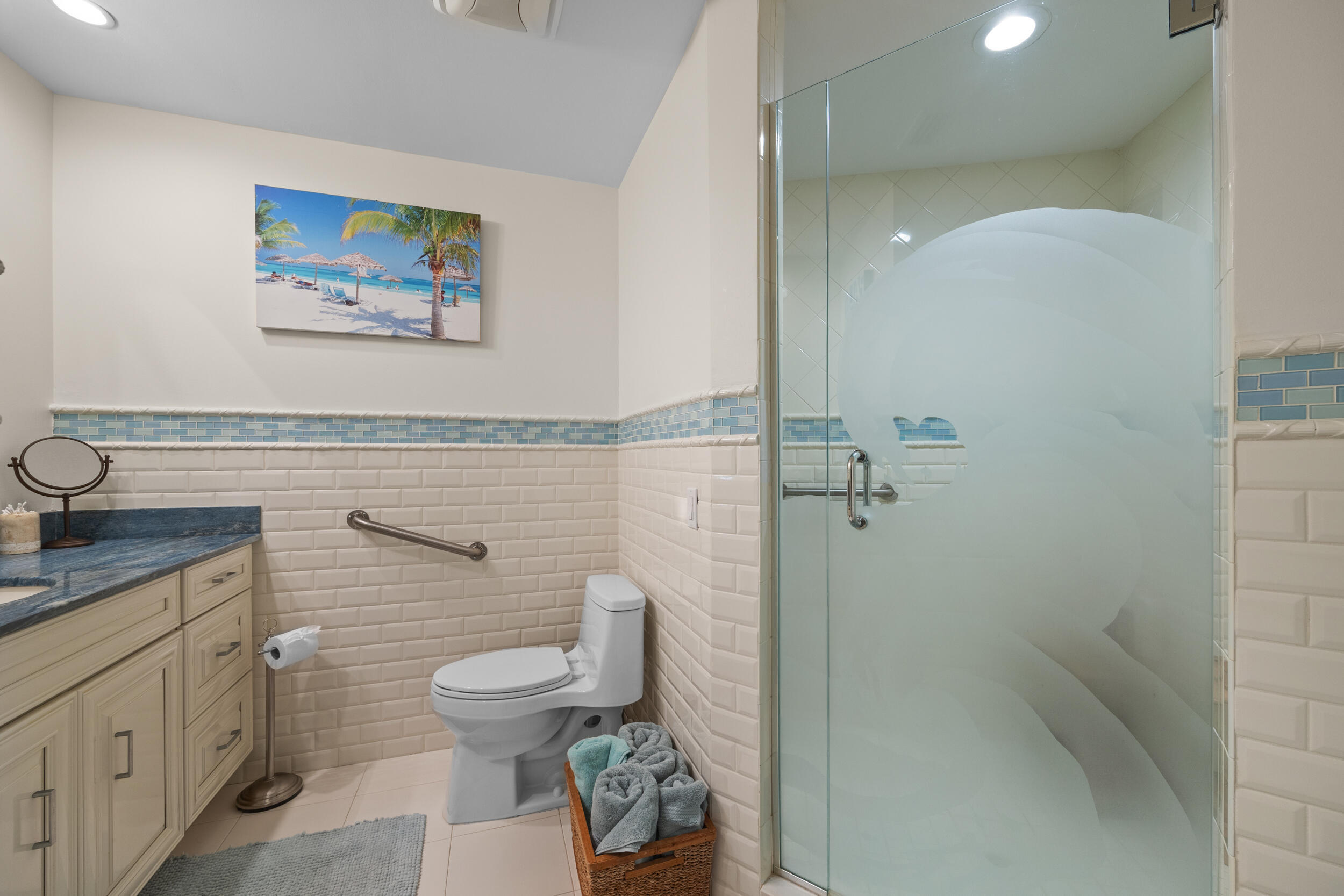 TEQUESTA COUNTRY CLUB - Residential