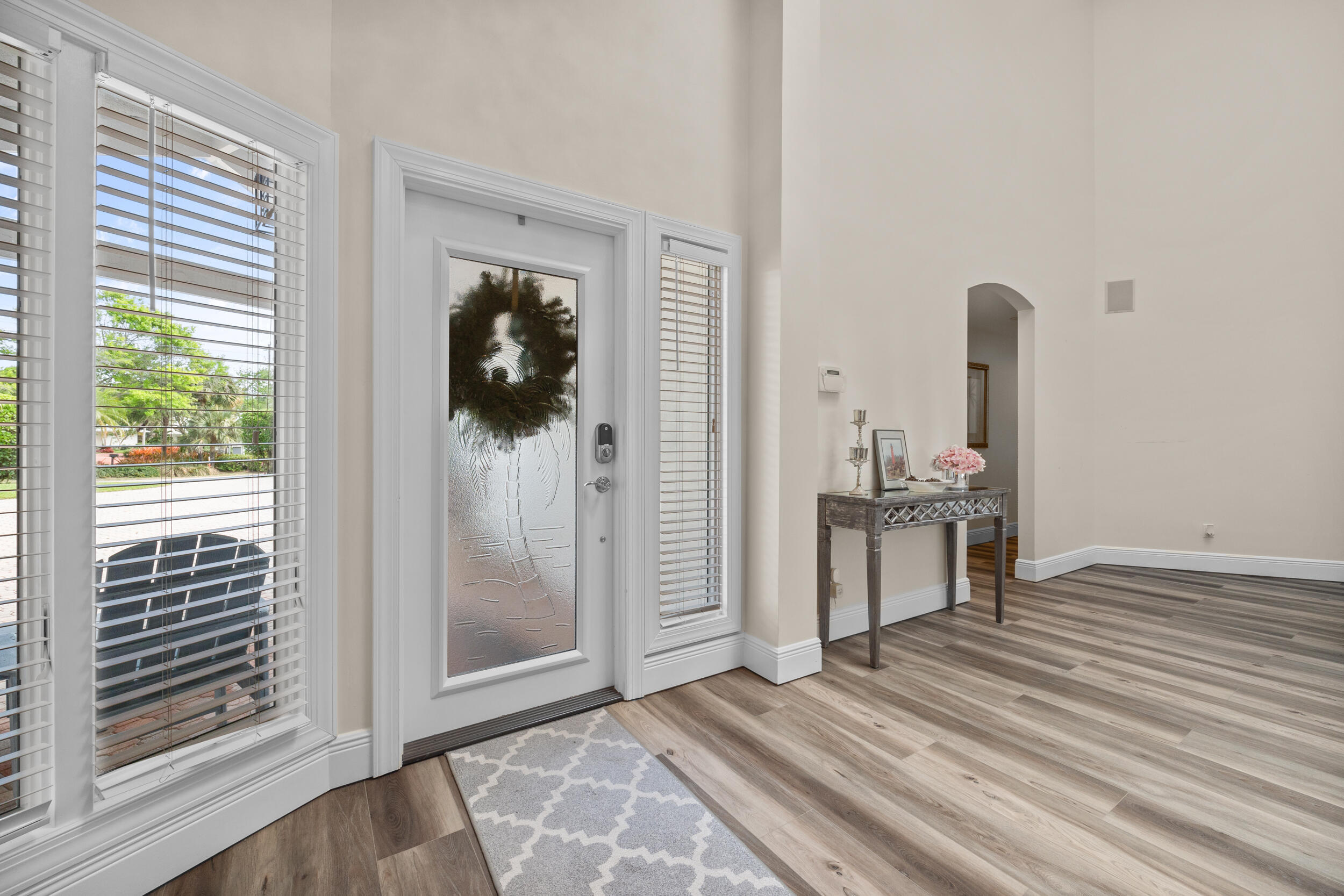 TEQUESTA COUNTRY CLUB - Residential